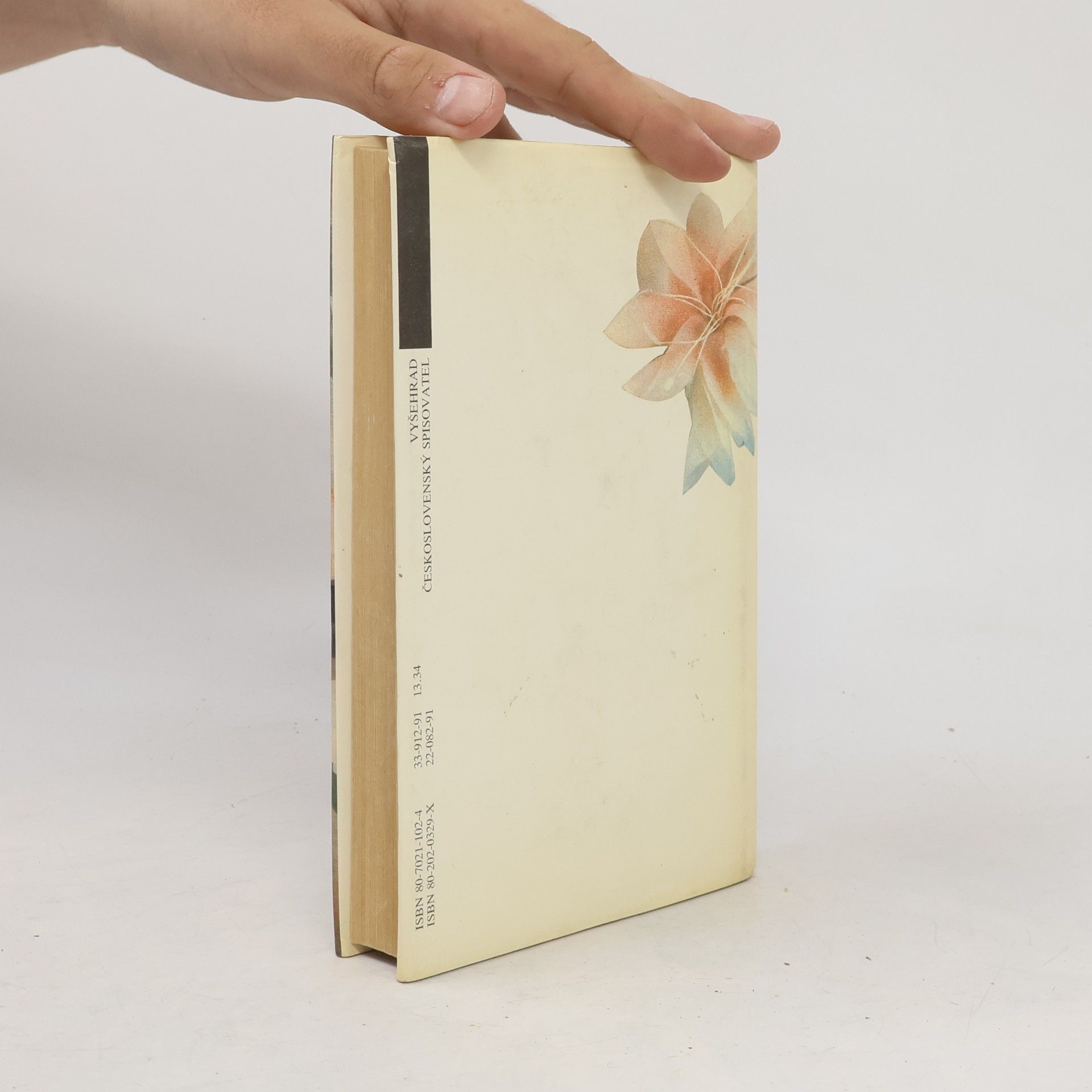 Daphne du Maurier Mrtvá a živá