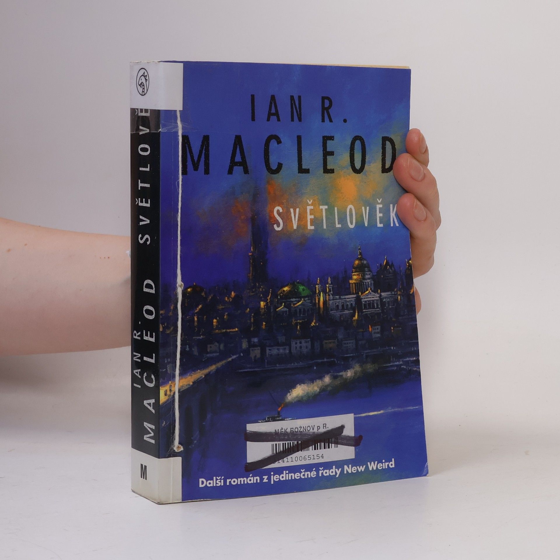 Ian R. MacLeod Světlověk