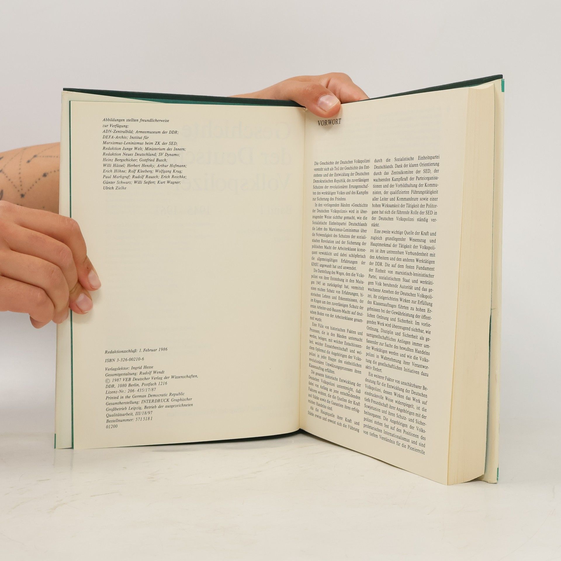 Autorenkollektiv Geschichte Der Deutschen Volkspolizei (Band 1+2)