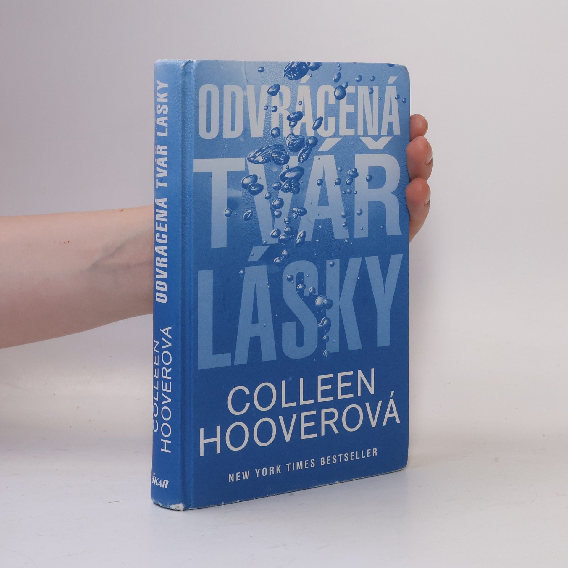 Colleen Hoover Odvrácená tvář lásky