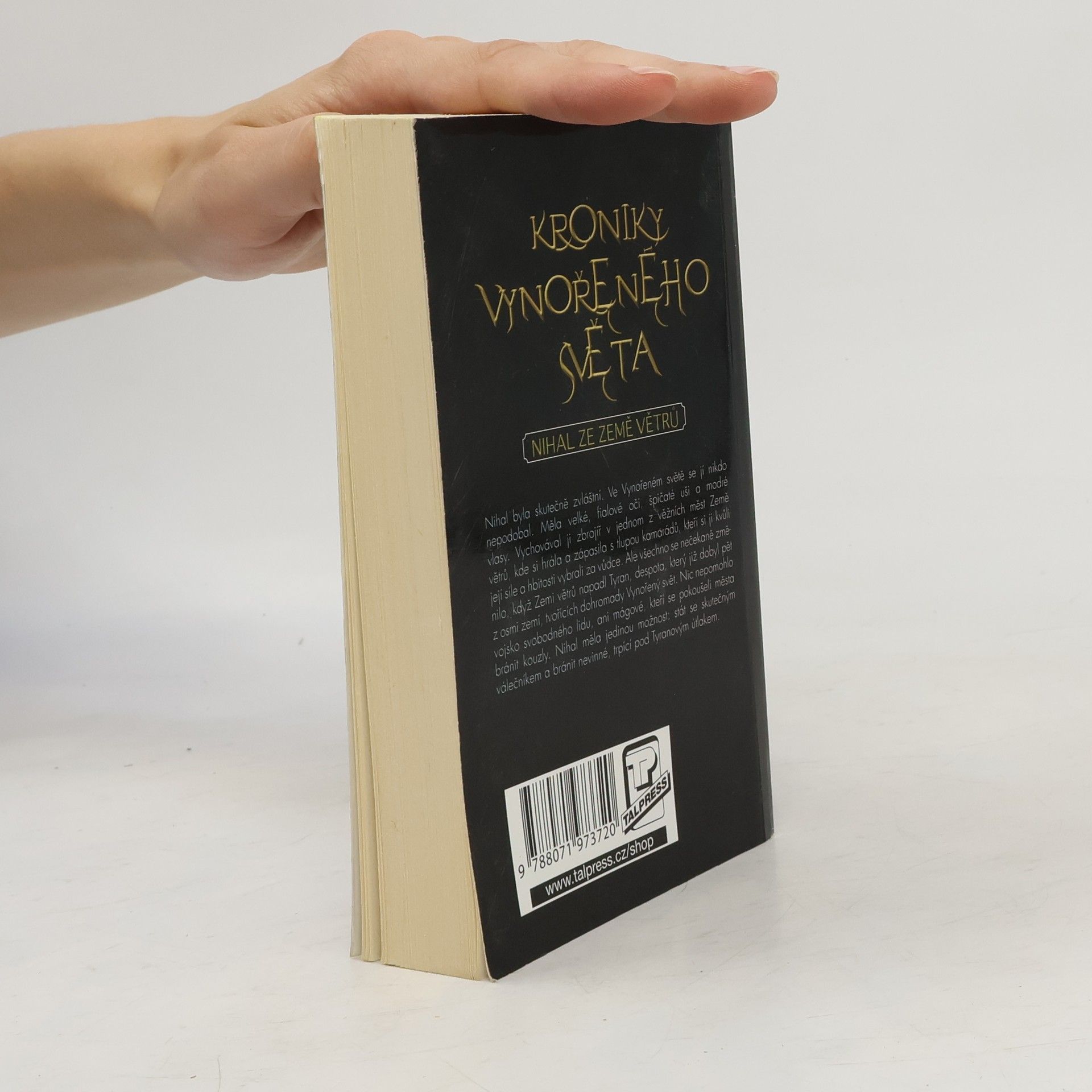 Licia Troisi Kroniky Vynořeného světa. 1, Nihal ze Země větrů