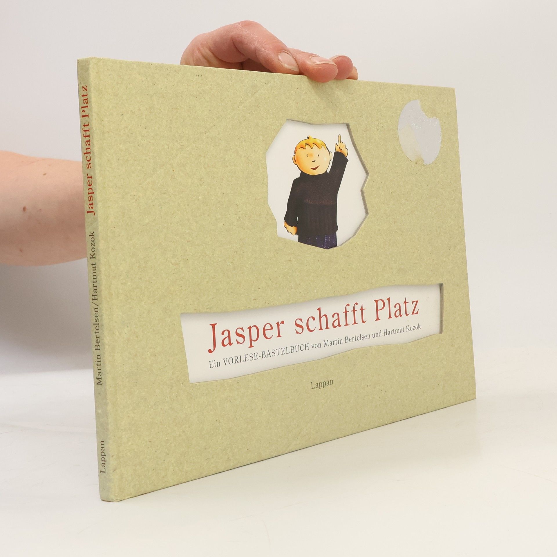 Martin Bertelsen Jasper schafft Platz