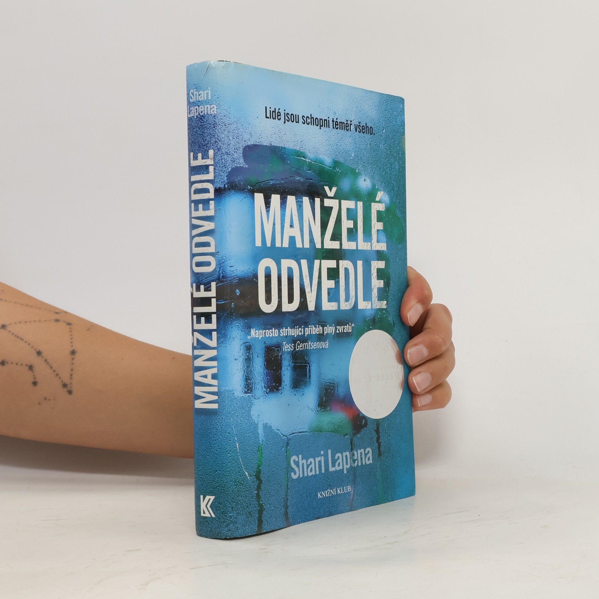 Shari Lapena Manželé odvedle