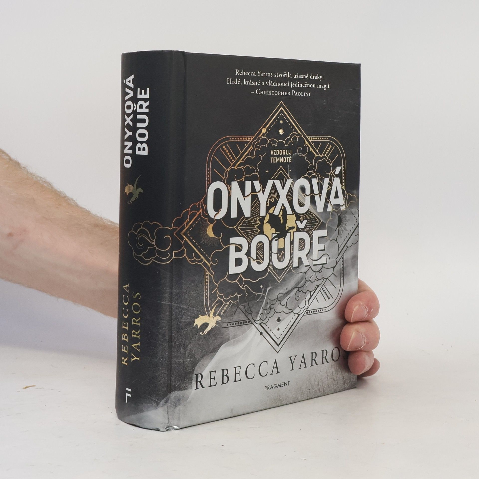 Rebecca Yarros Onyxová bouře
