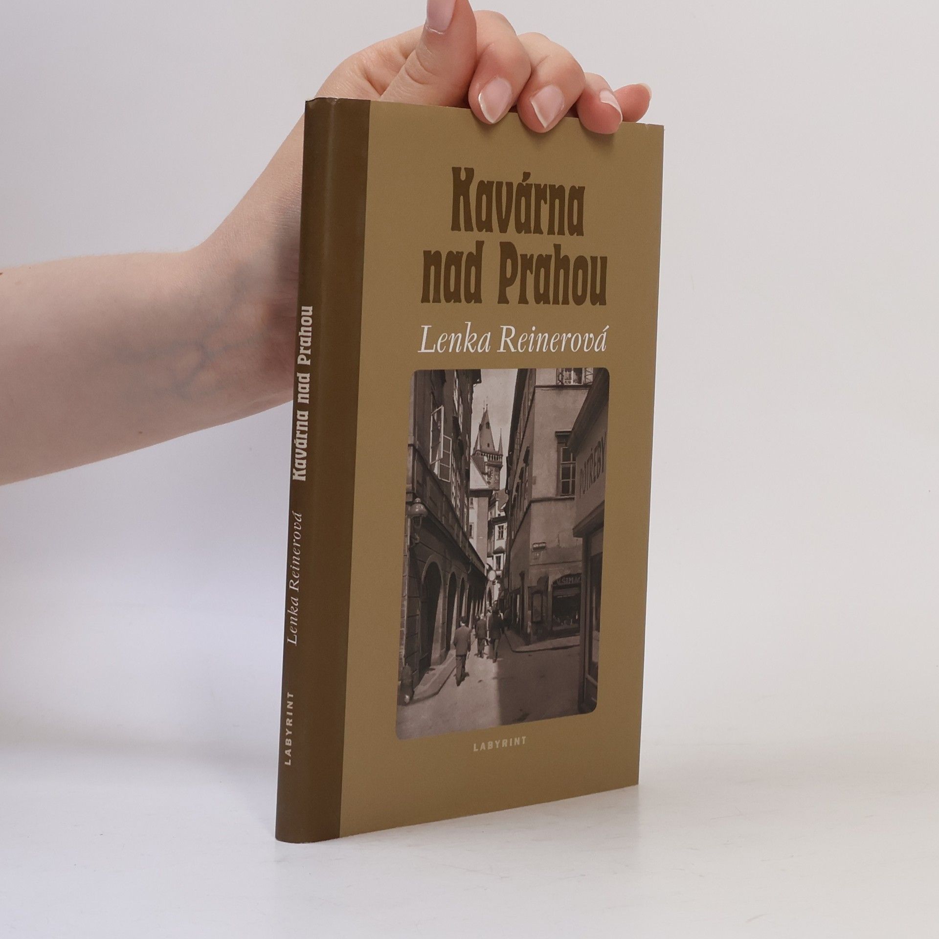 Lenka Reinerova Kavárna nad Prahou