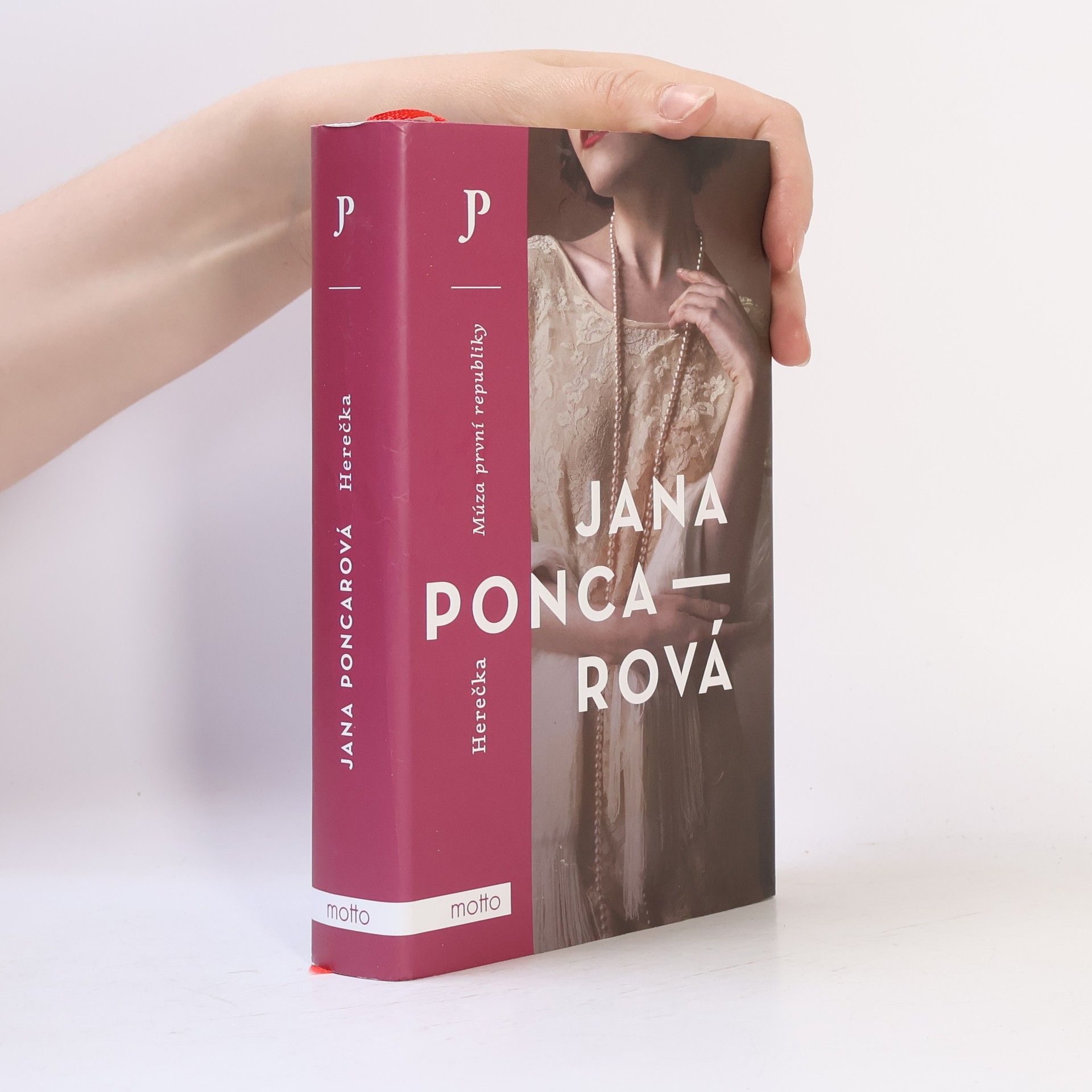Jana Poncarová Herečka : múza první republiky