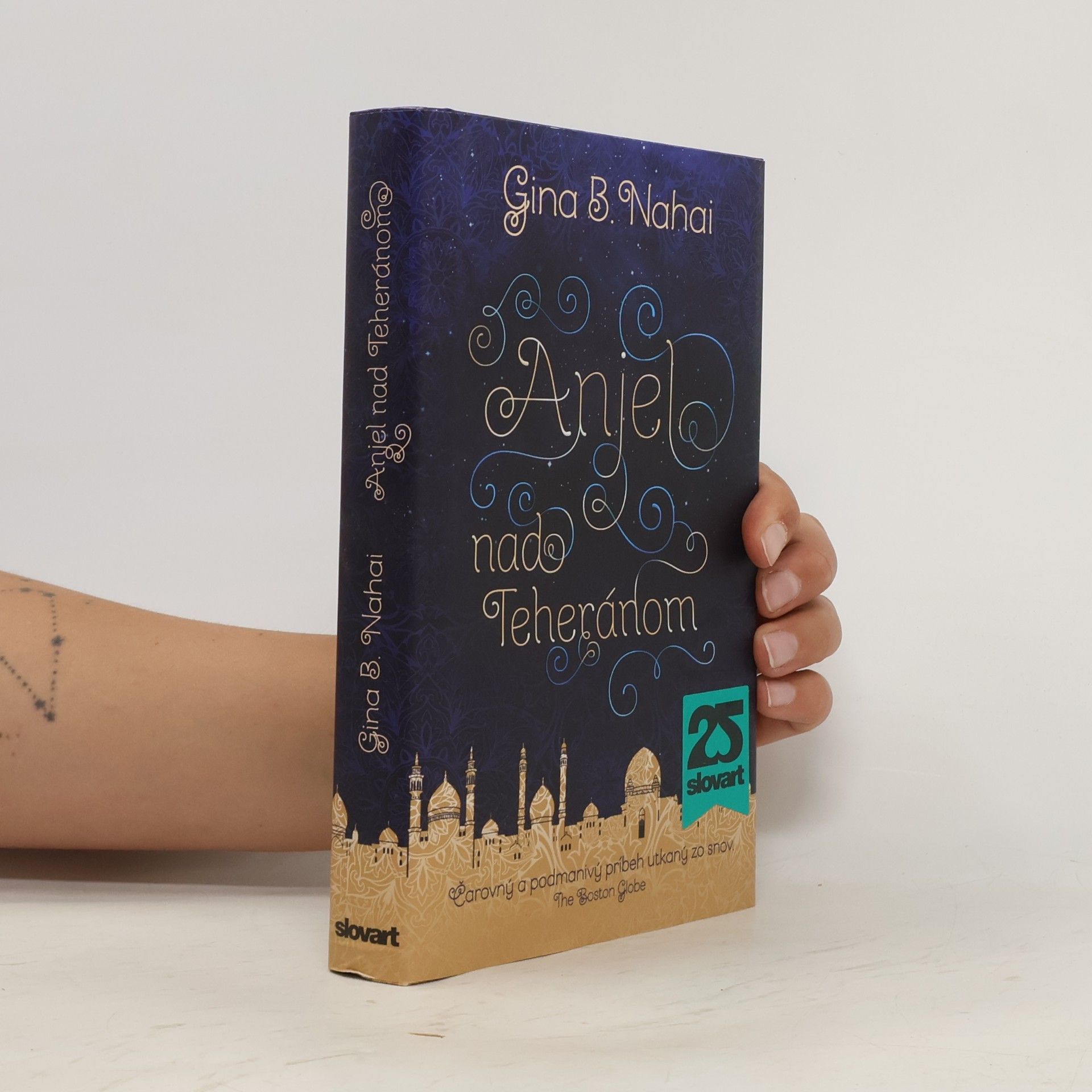 Gina B. Nahai Anjel nad Teheránom