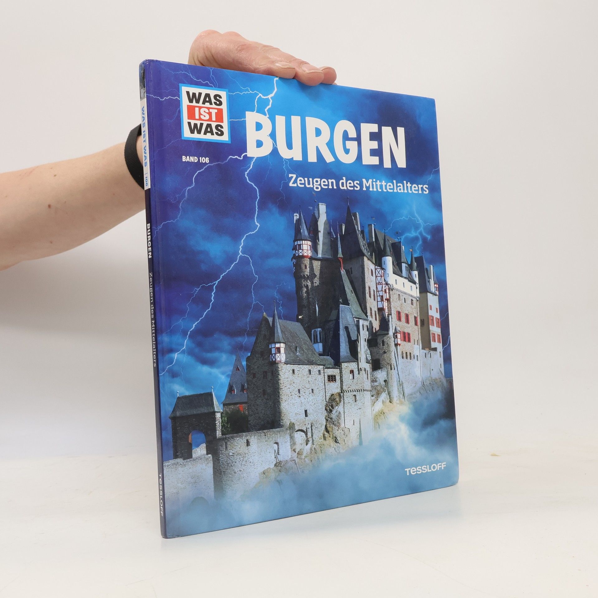 Andrea Schaller Burgen