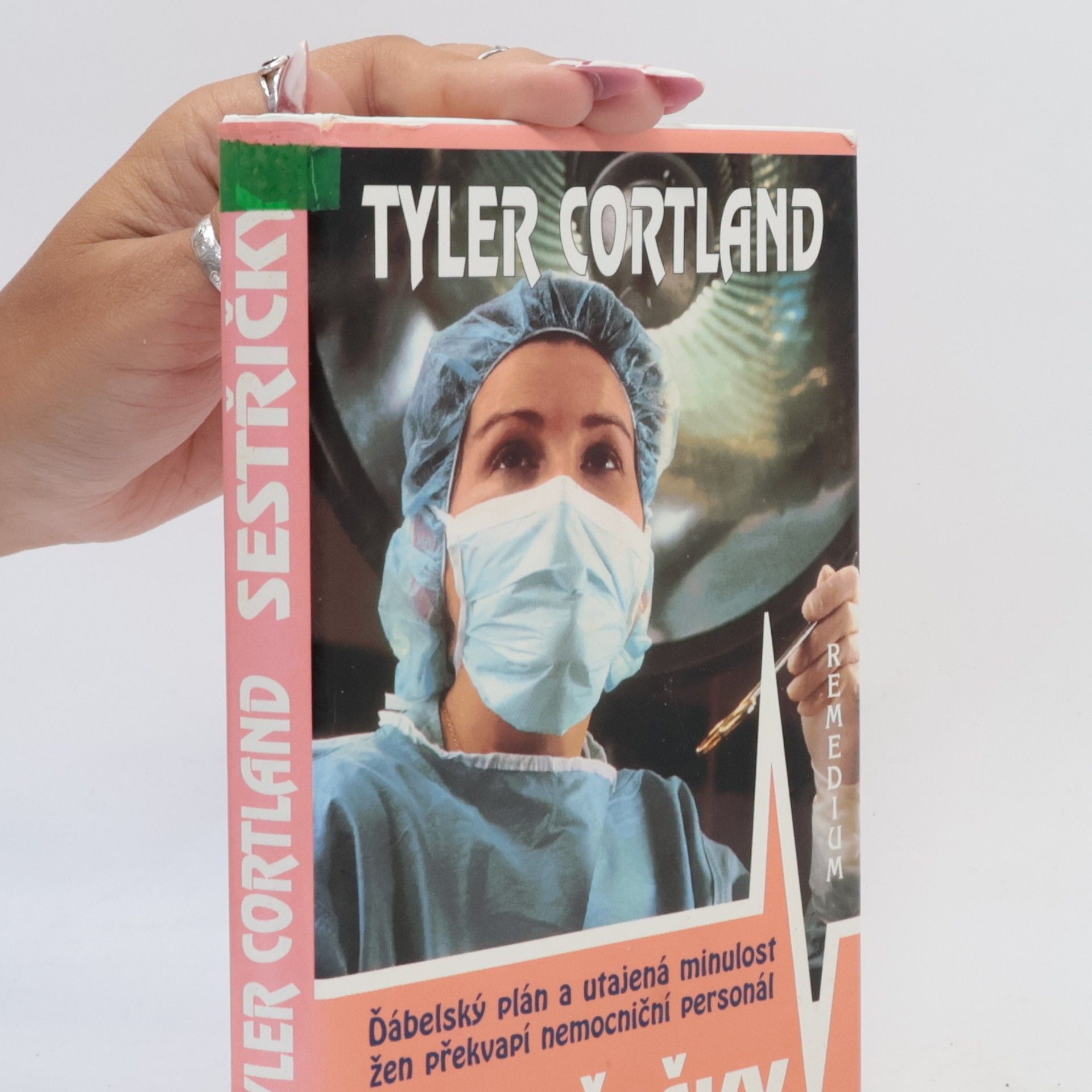 Tyler Cortland Sestřičky