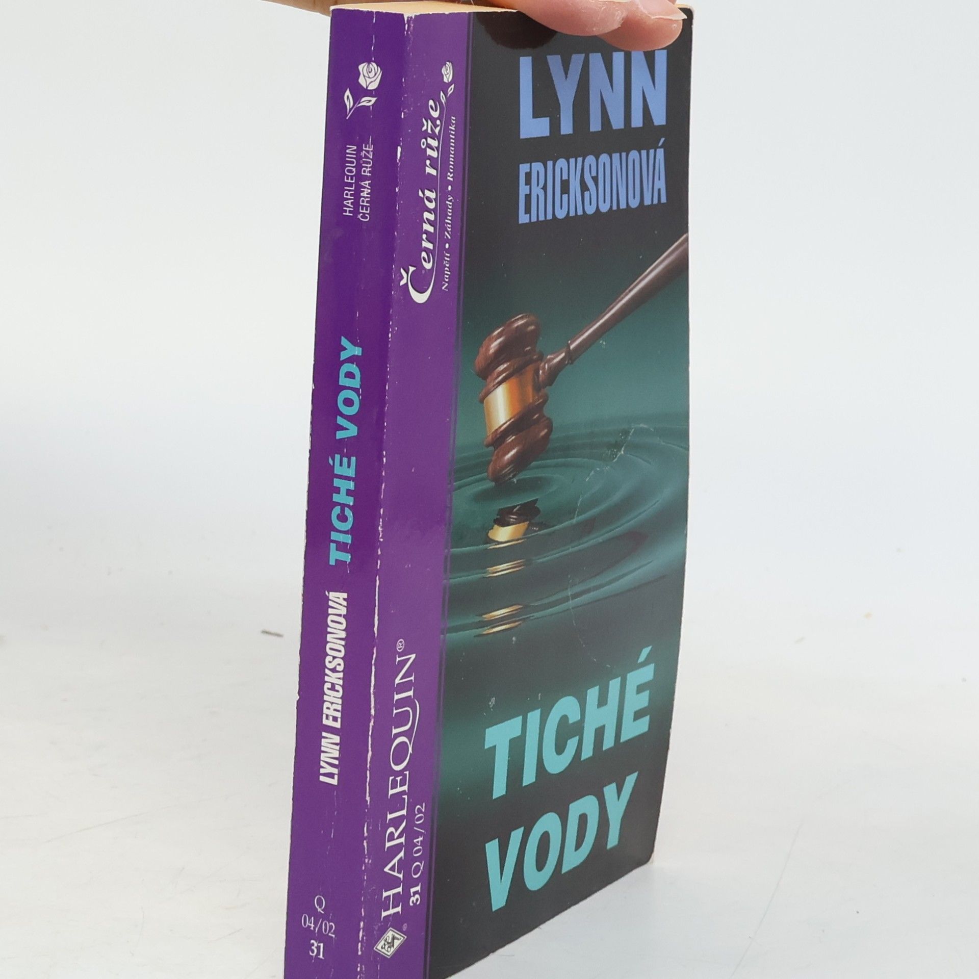 Lynn Erickson Tiché vody