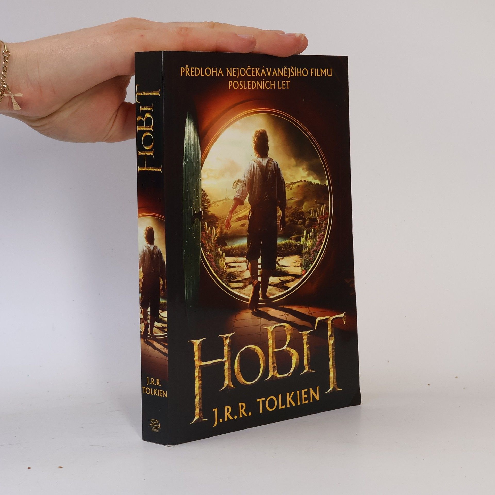 J. R. R. Tolkien Hobit, aneb, Cesta tam a zase zpátky
