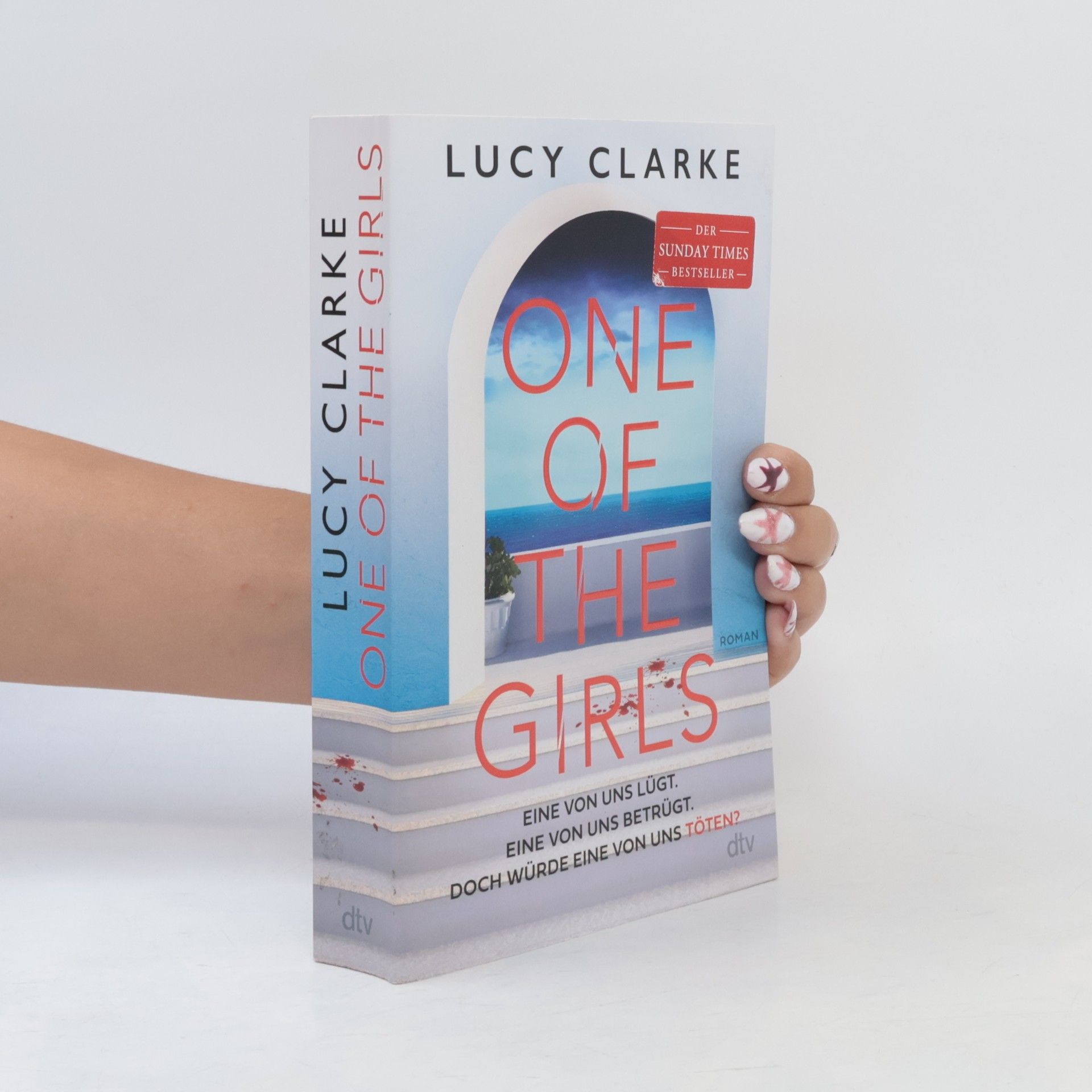 Lucy Clarke One of the Girls