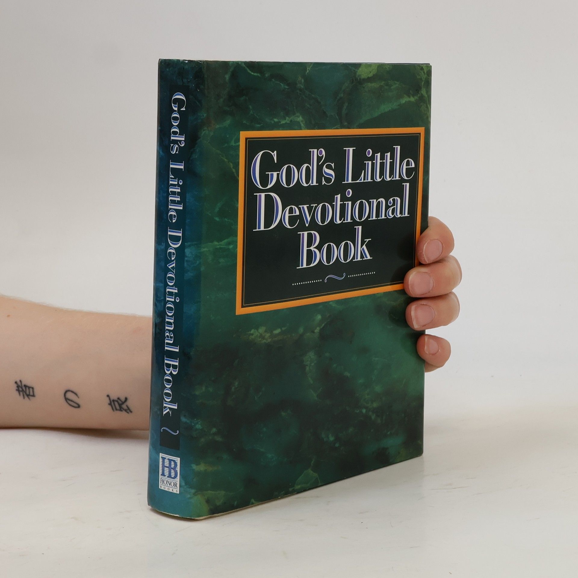 Various authors God's Little Devotional Book