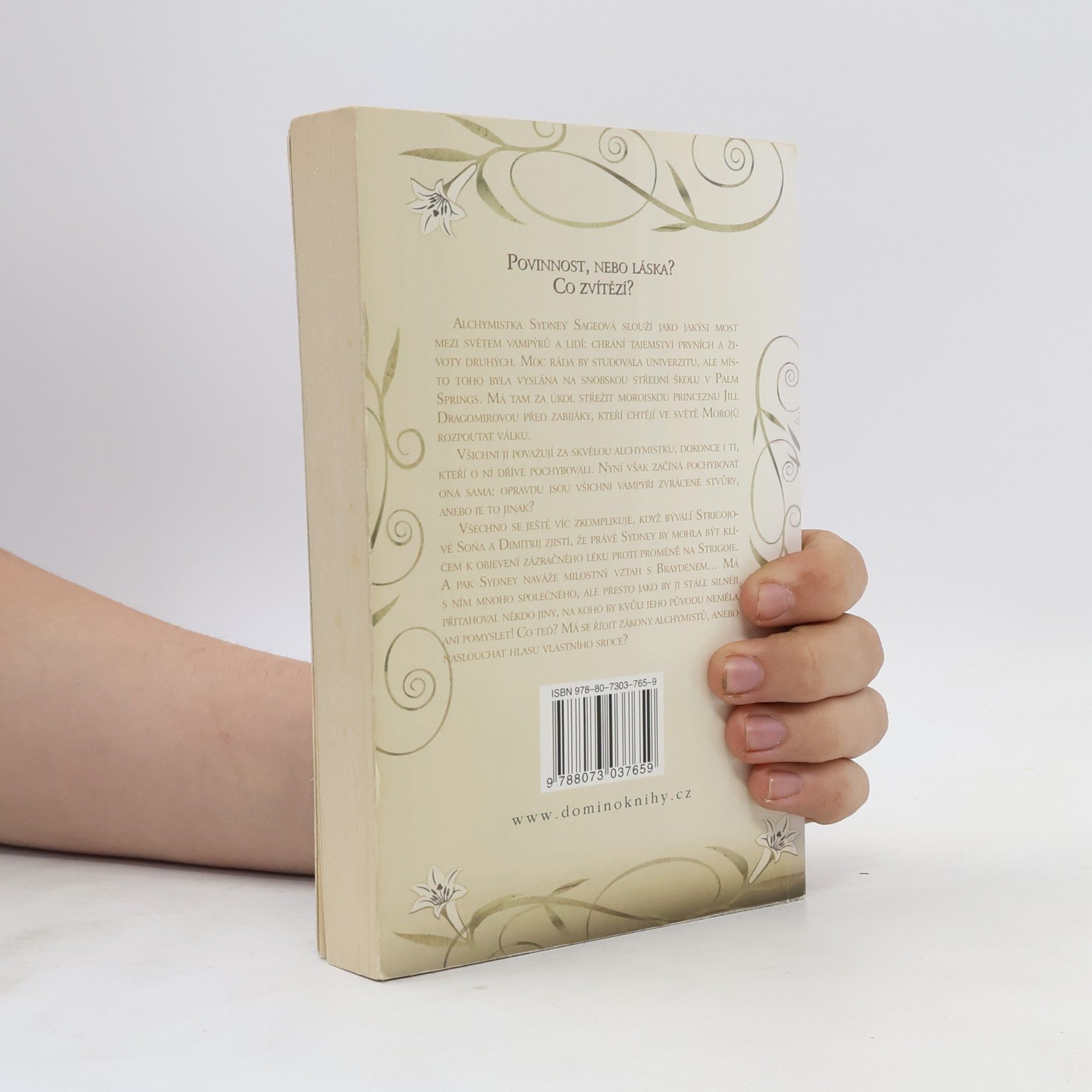 Richelle Mead Pokrevní pouta. 2, Zlatá lilie