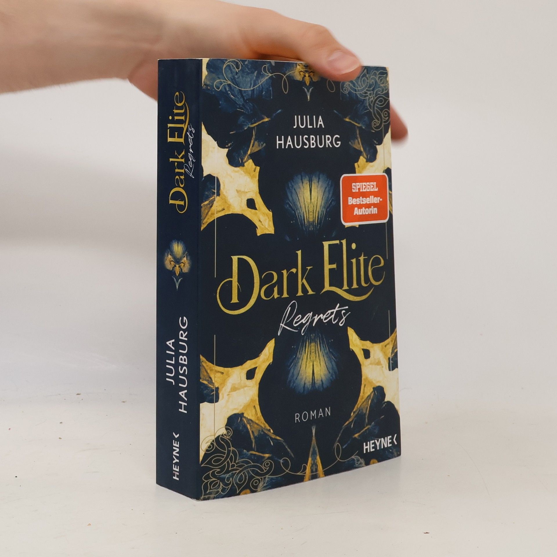 Julia Hausburg Dark Elite. Regrets