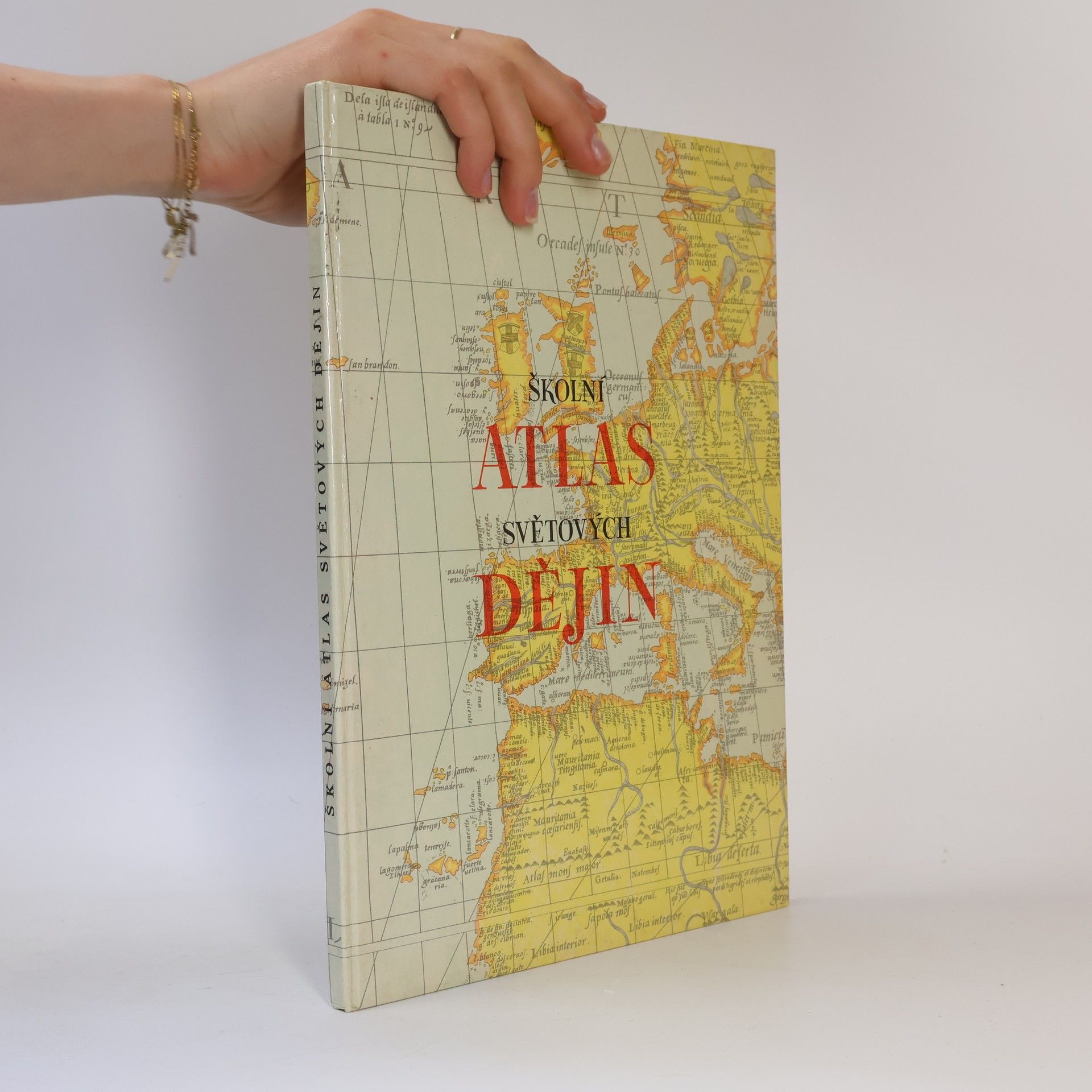 Autorenkollektiv Školní atlas světových dějin