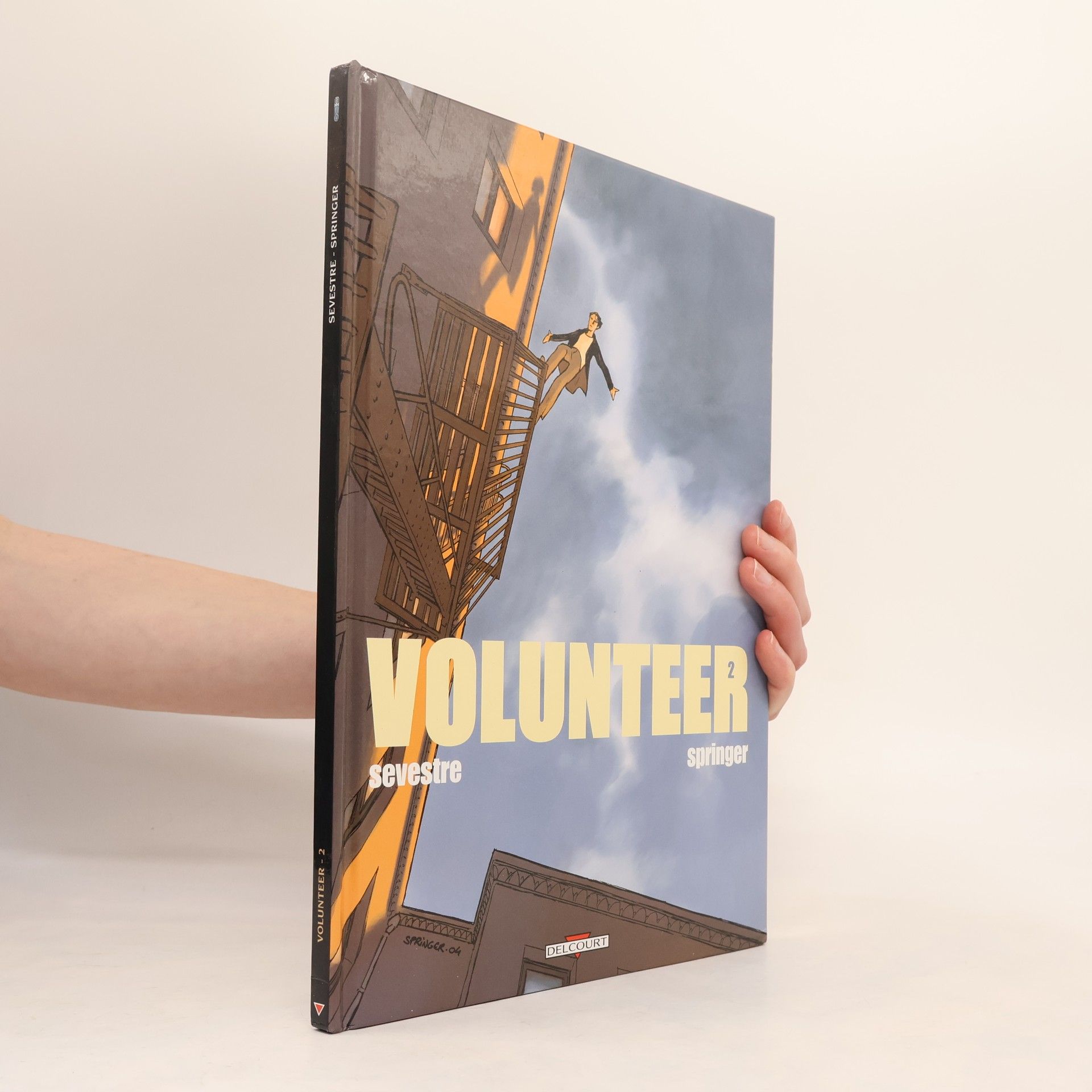 Volunteer T02