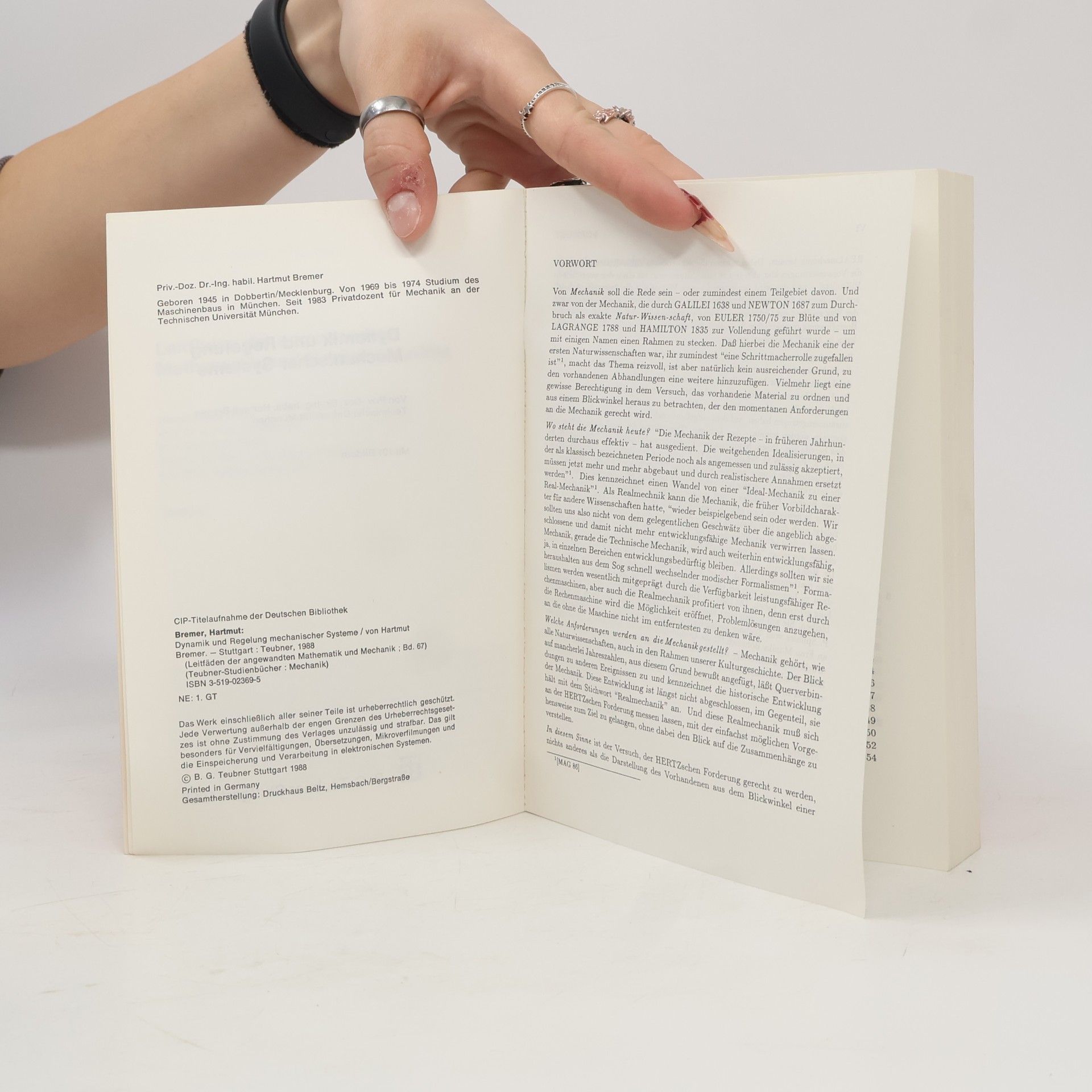 Hartmut Bremer Leitfäden der angewandten Mathematik und Mechanik - Teubner Studienbücher - 67: Dynamik und Regelung mechanischer Systeme