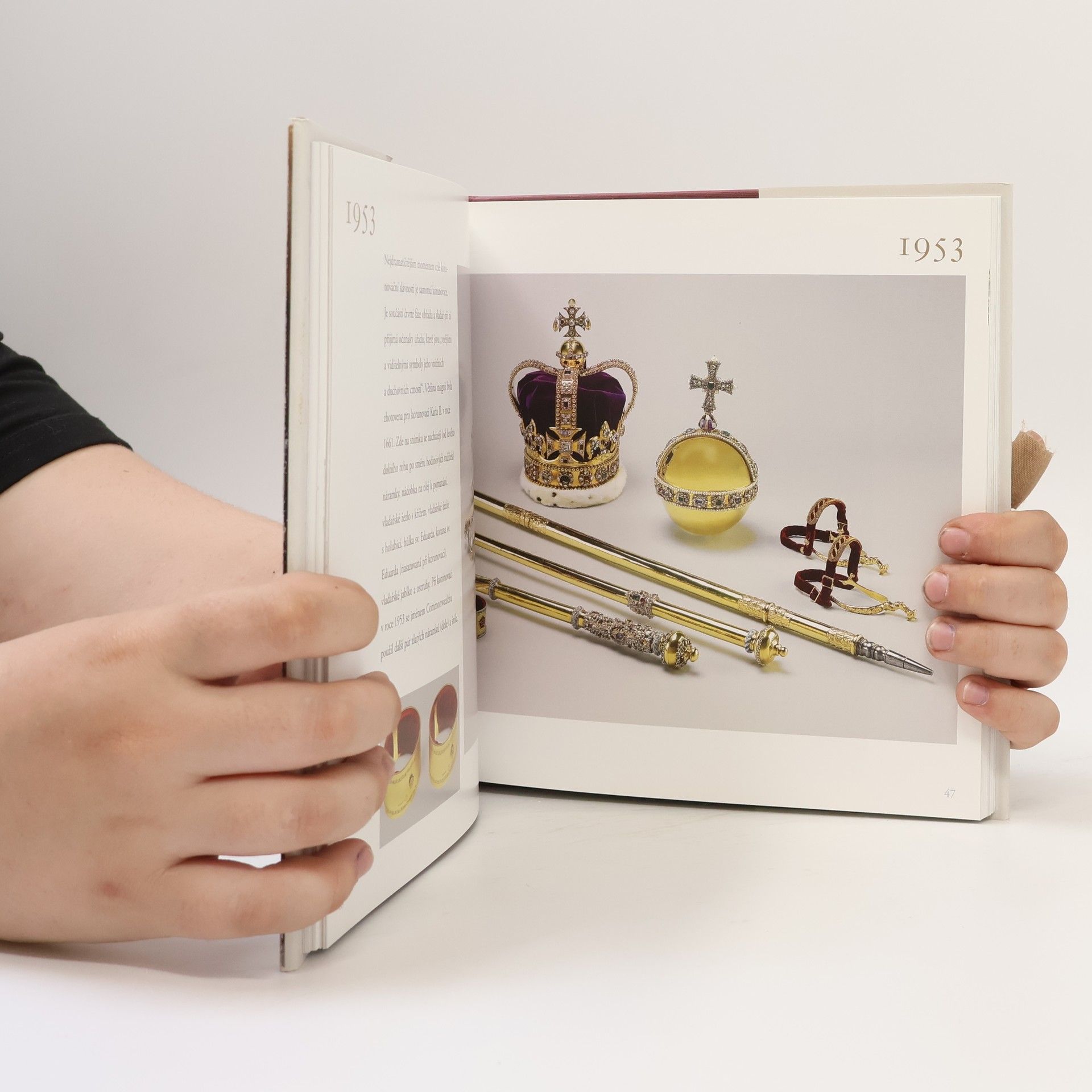 Jane Roberts Královna Alžběta II. Pamětní album k diamantovému výročí vlády