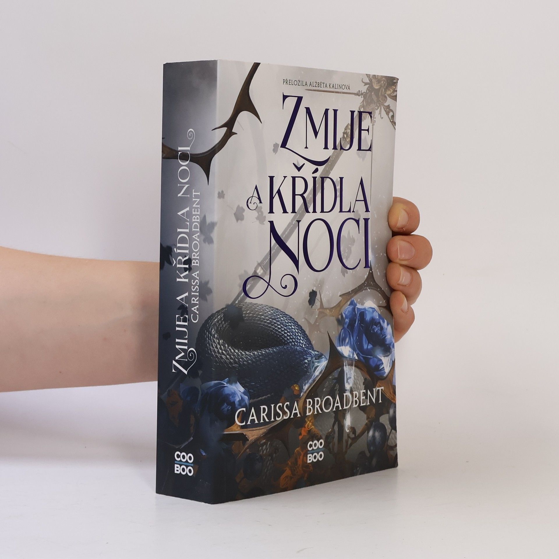 Carissa Broadbent Zmije a křídla noci