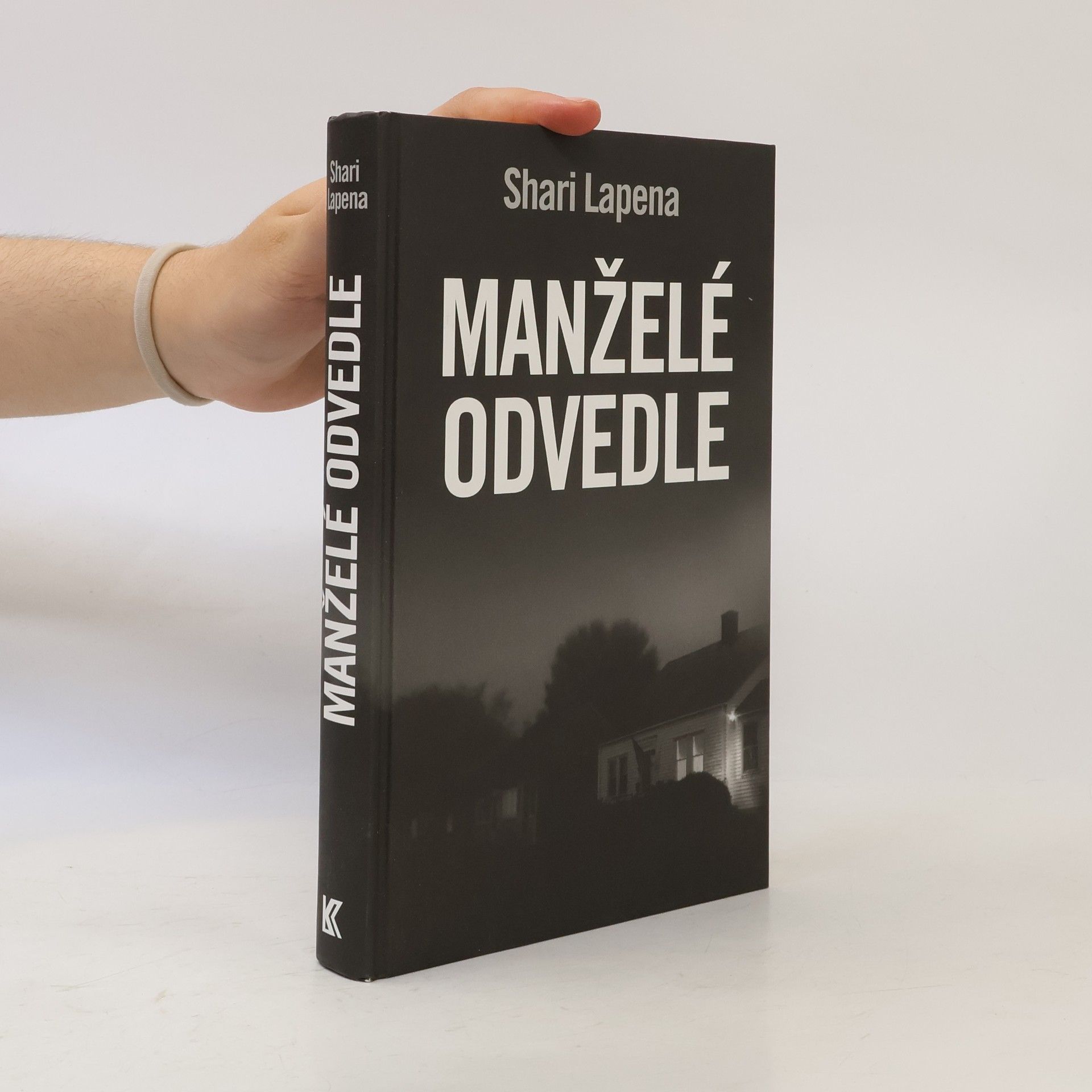 Shari Lapena Manželé odvedle