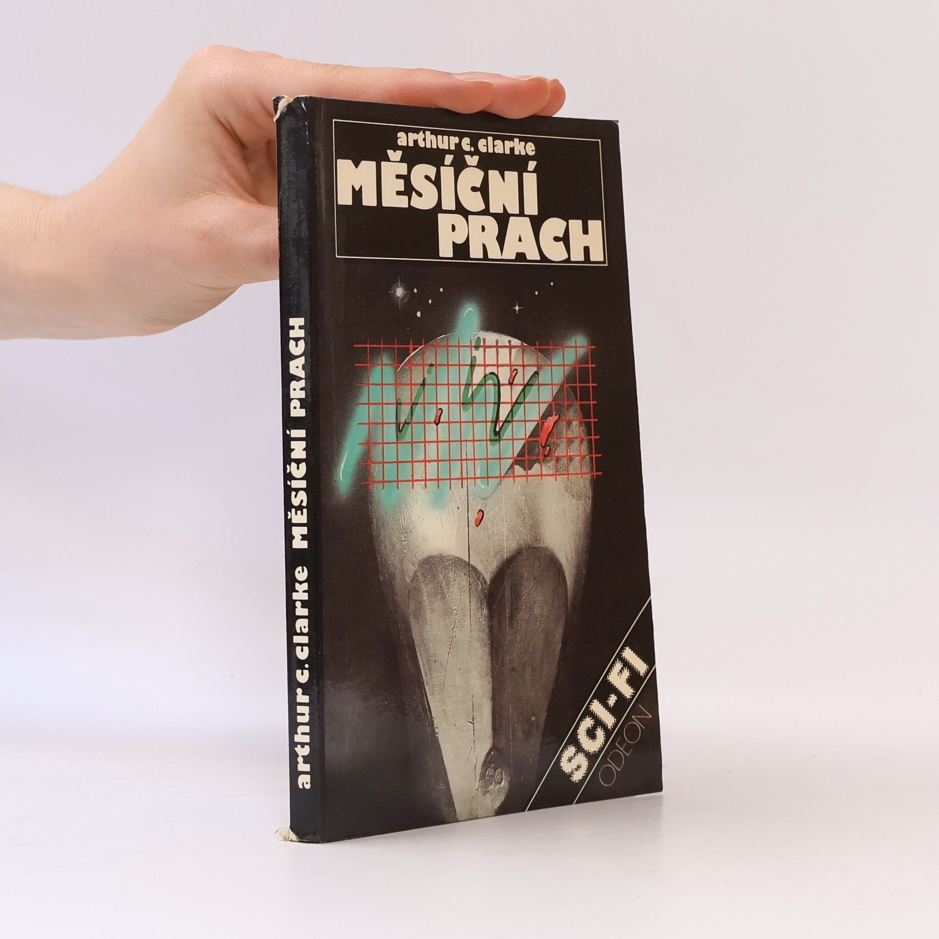 Arthur C. Clarke Měsíční prach