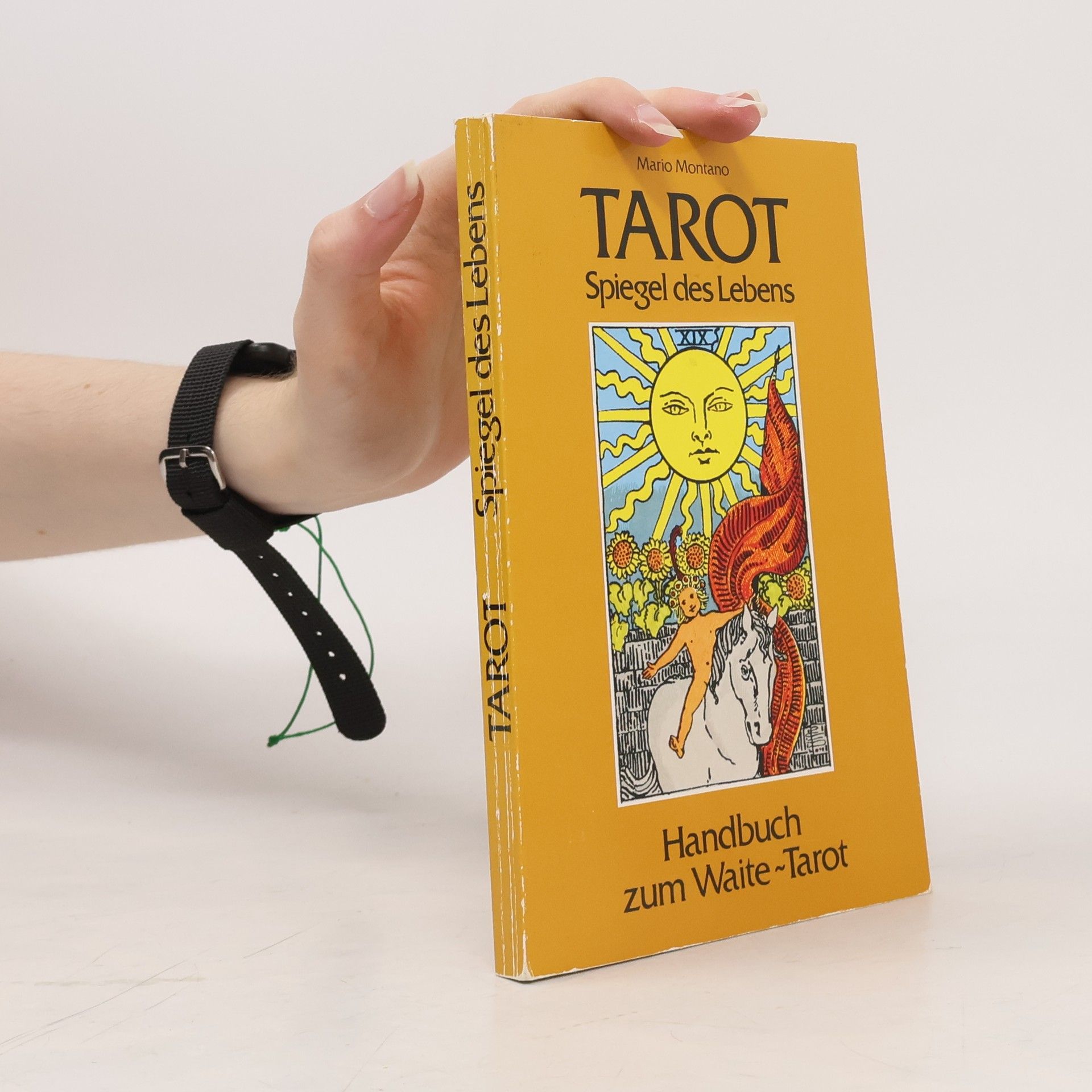 Mario Montano Tarot