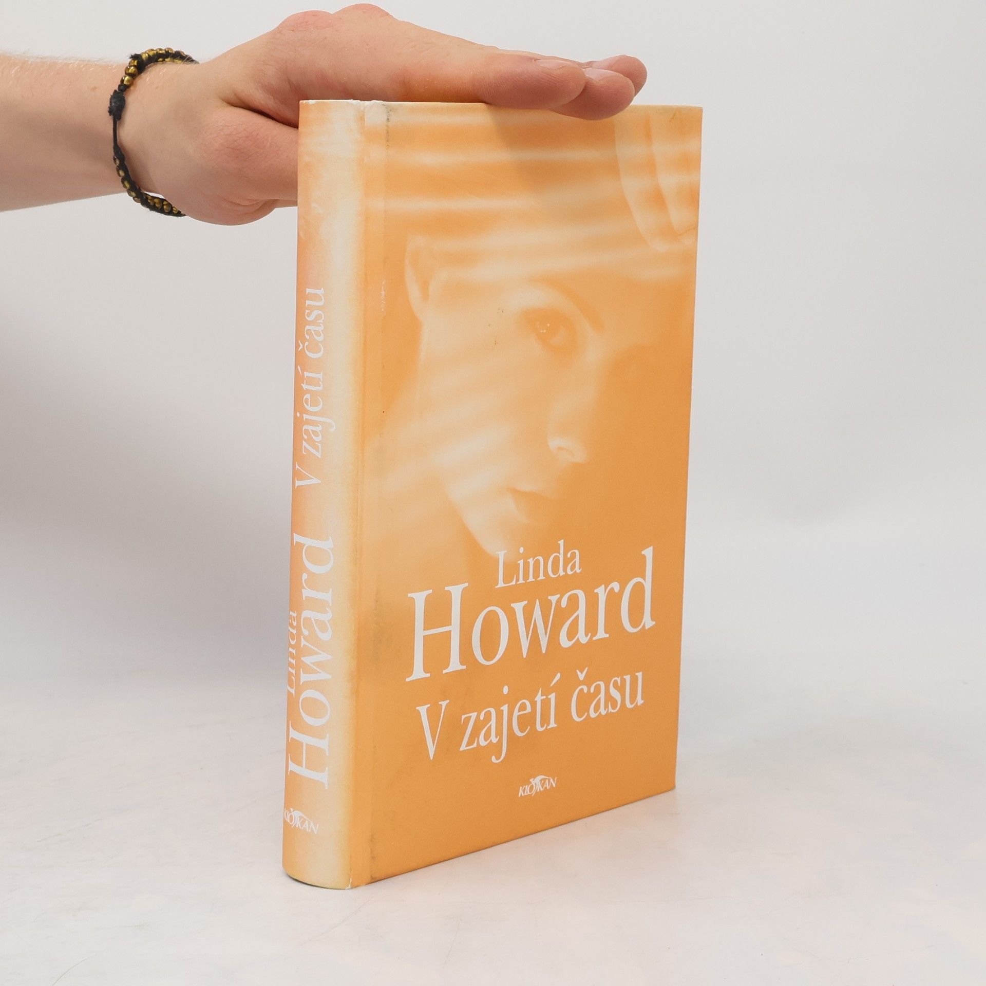 Linda Howington S. V zajetí času