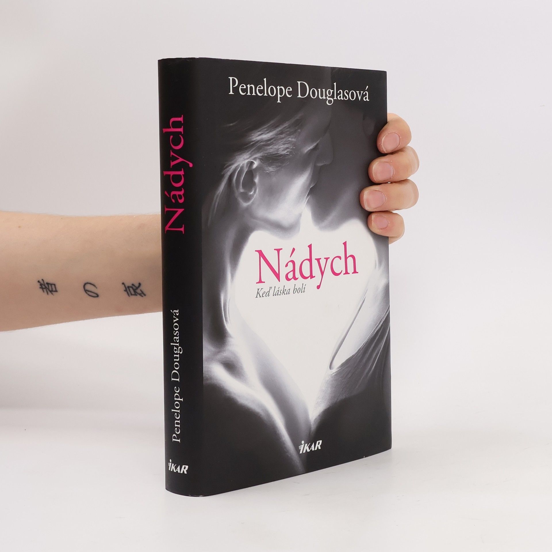 Penelope Douglas Nádych