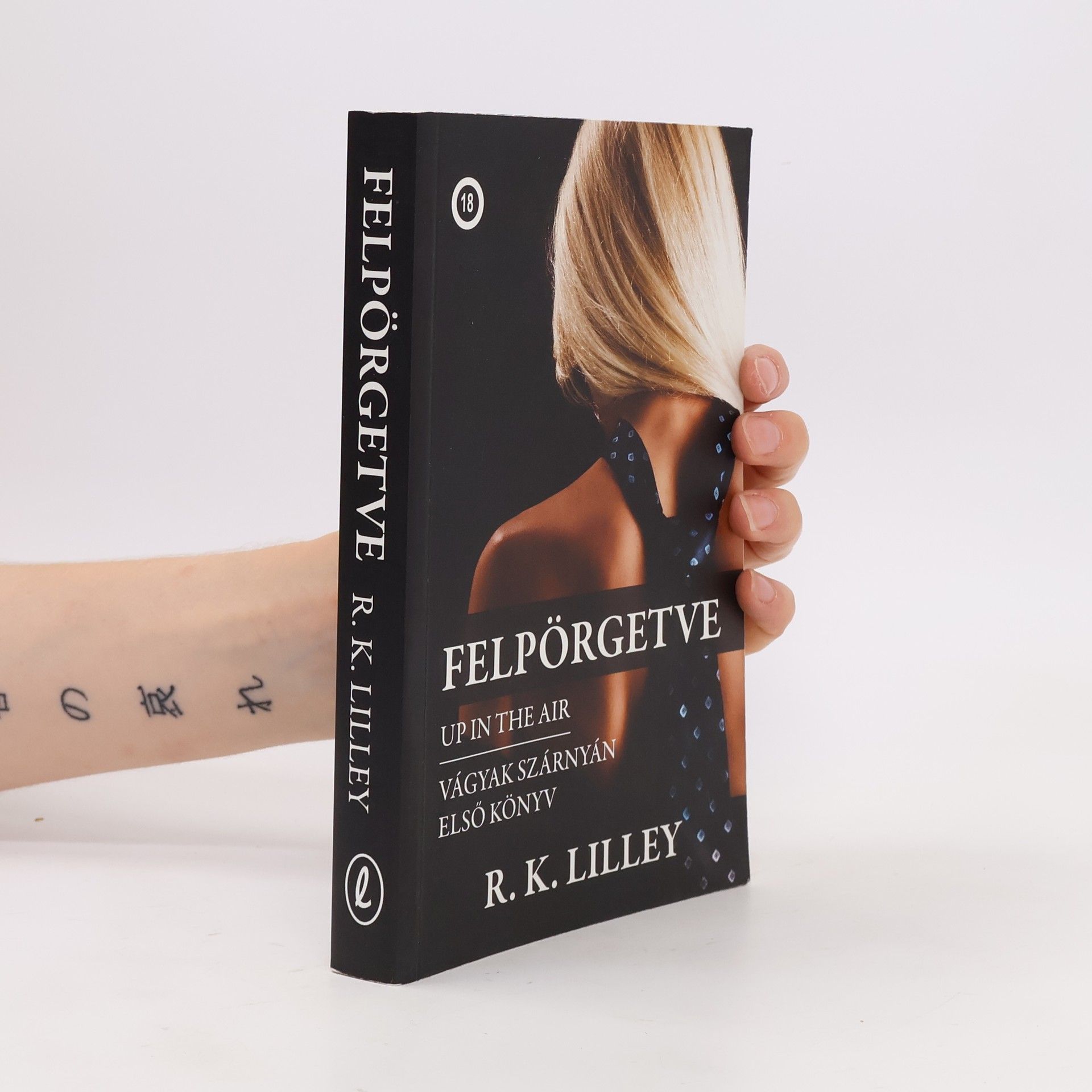 R. K. Lilley Felpörgetve