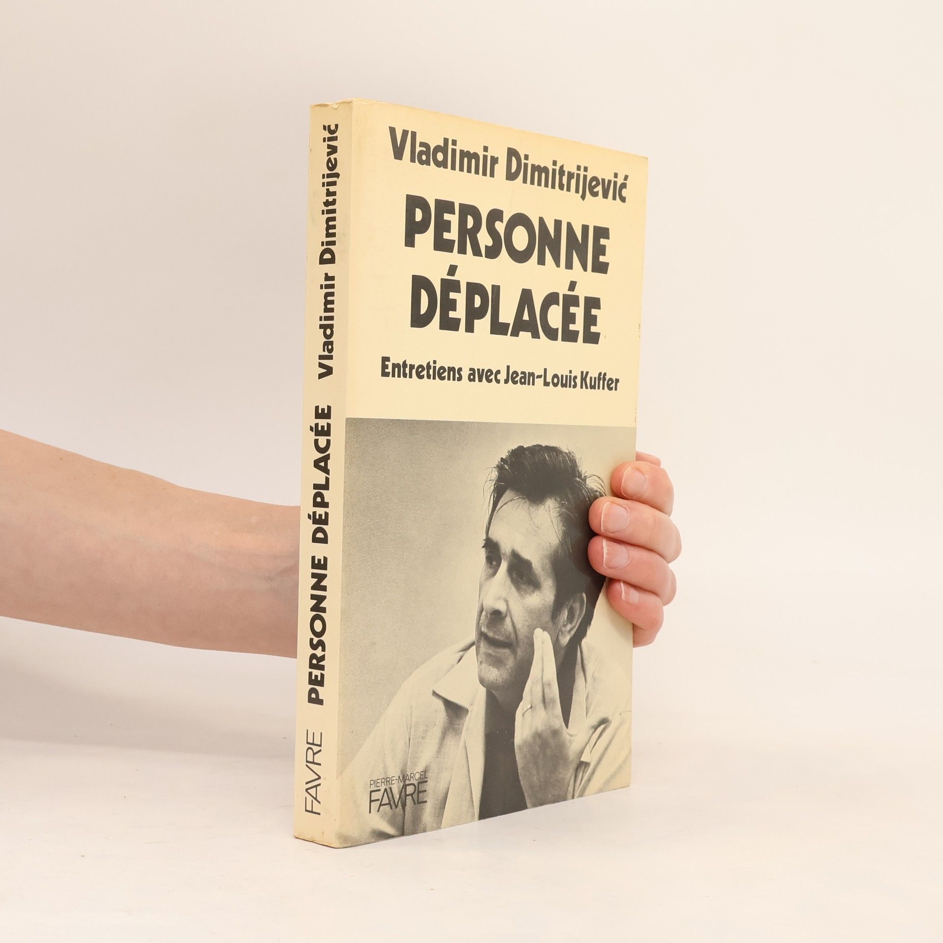 Vladimir Dimitrijević Personne déplacée