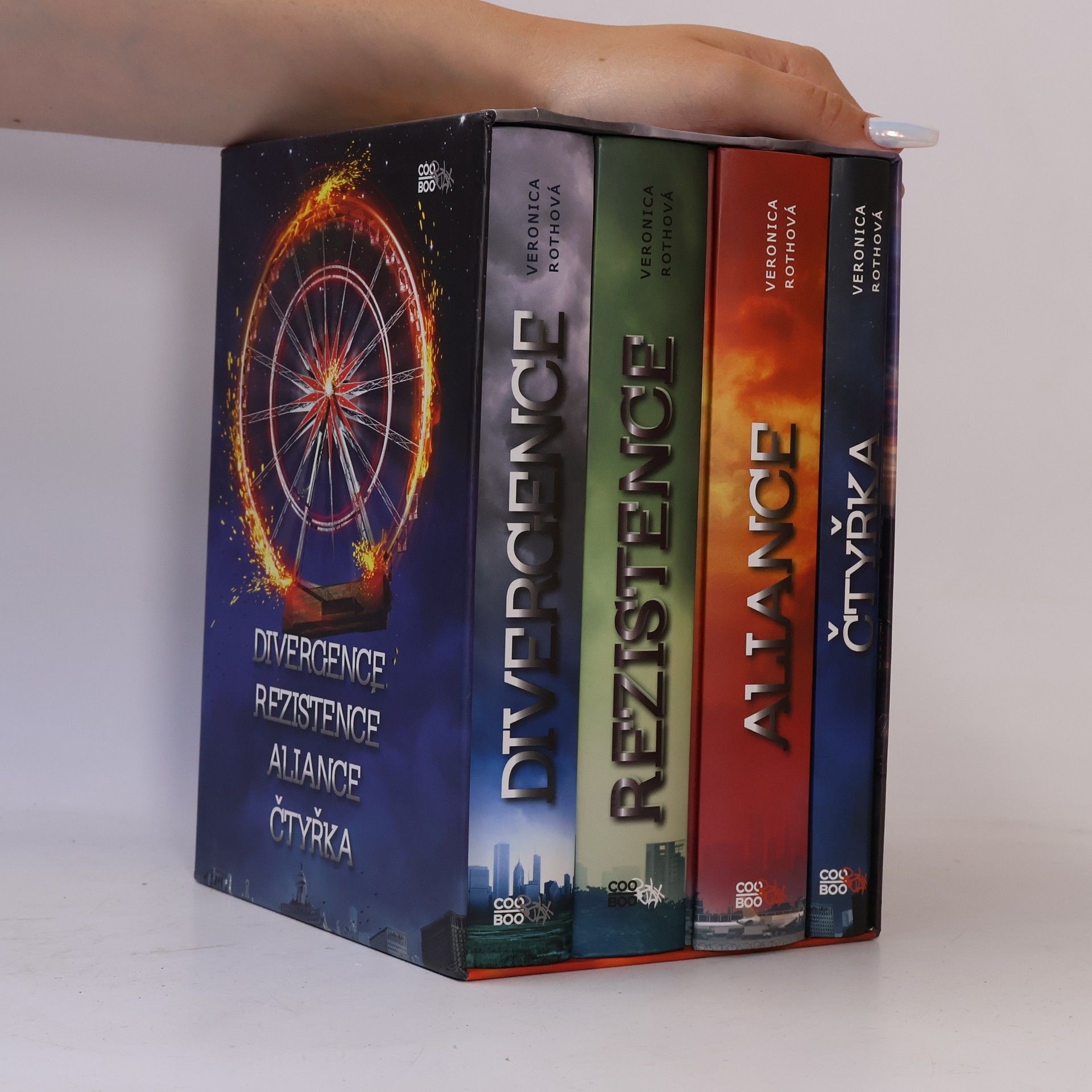 Veronica Roth Divergentní trilogie + Čtyřka (Box)