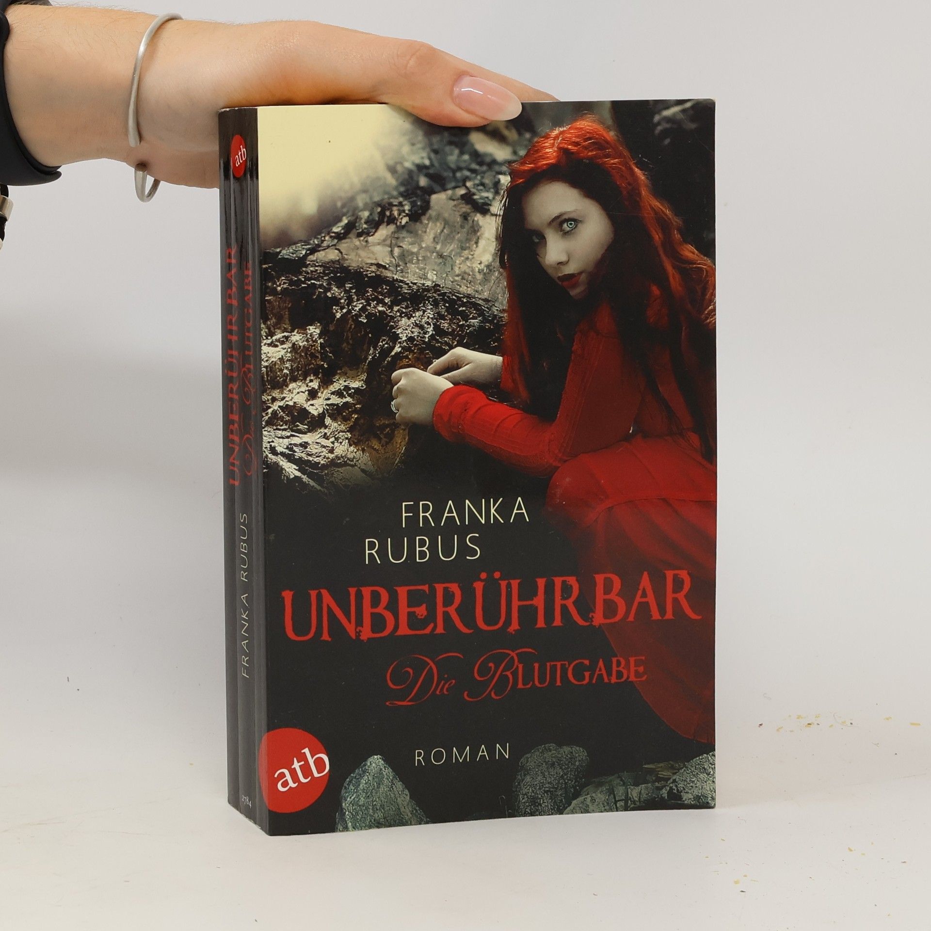 Unberührbar. Die Blutgabe