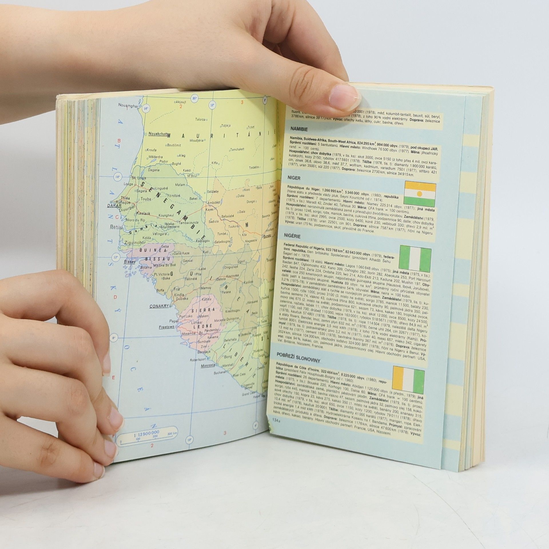 kolektiv Kapesní atlas světa