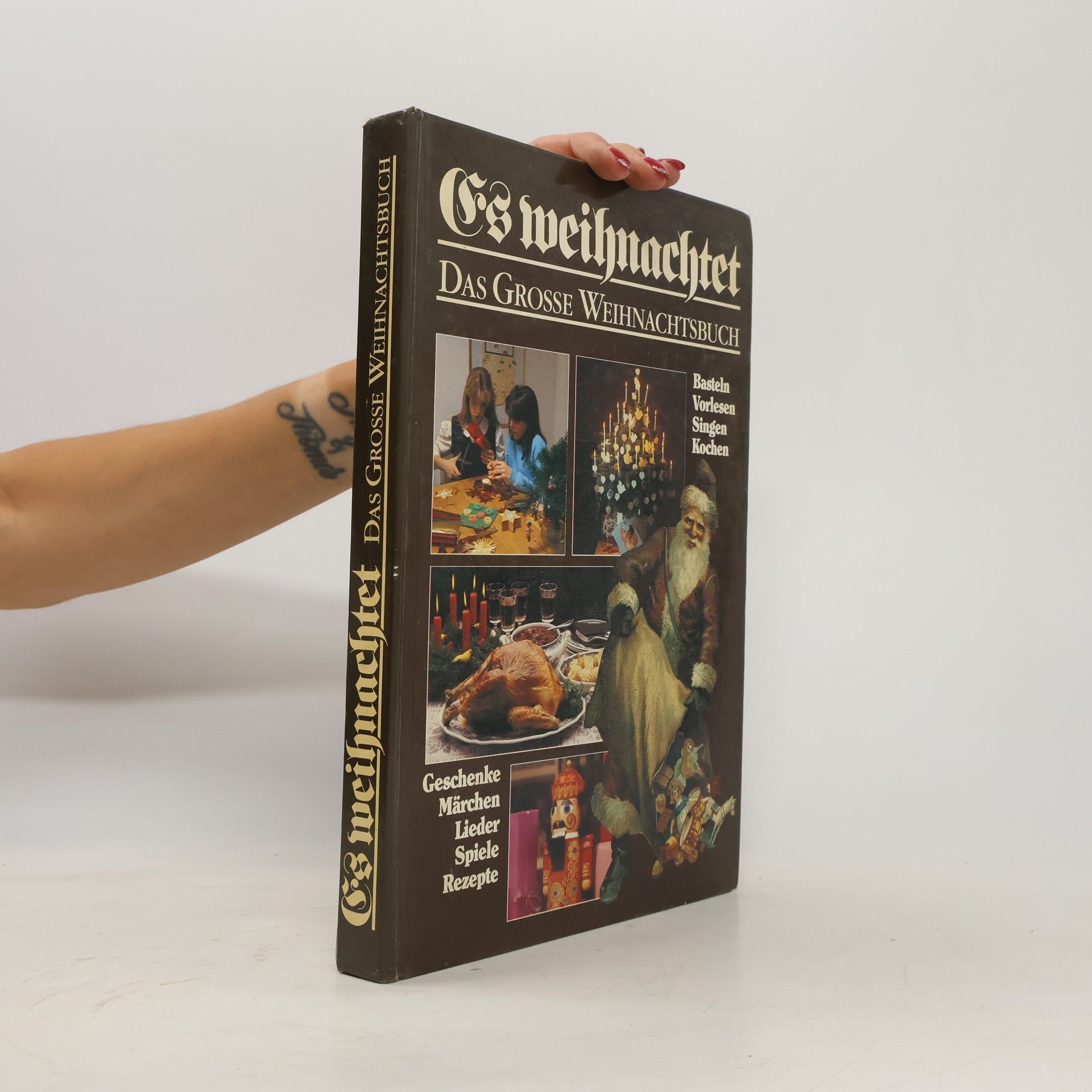 Reinecke K. Es Weihnachtet. Das grosse Weihnachtsbuch