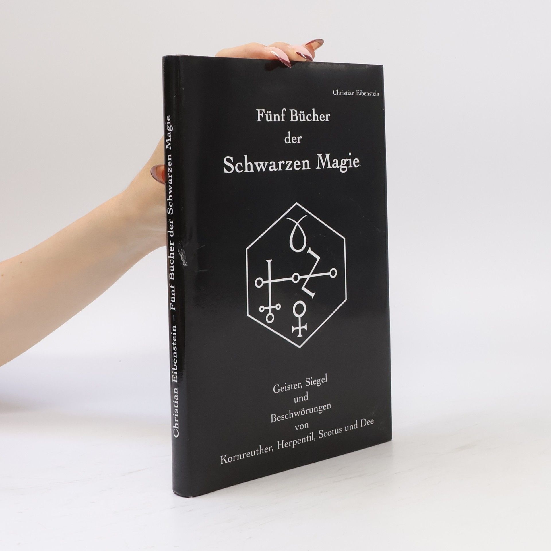 Fünf Bücher der schwarzen Magie