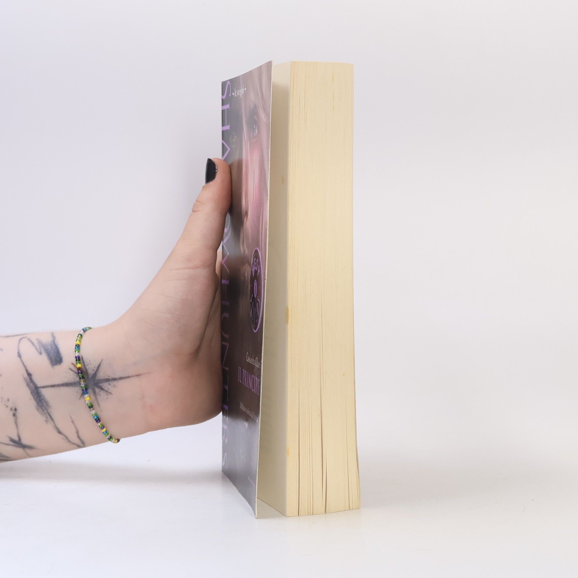 Raffaella Belletti Shadowhunters: Le origini: Il principe