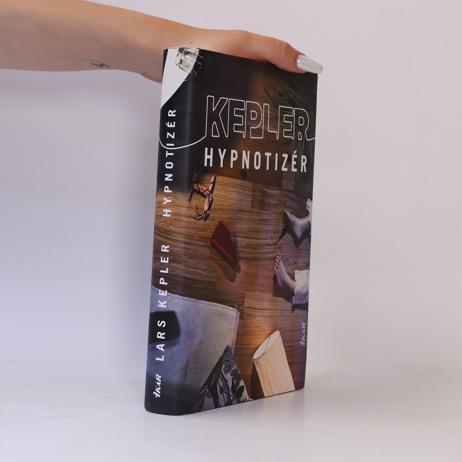 Lars Kepler Hypnotizér