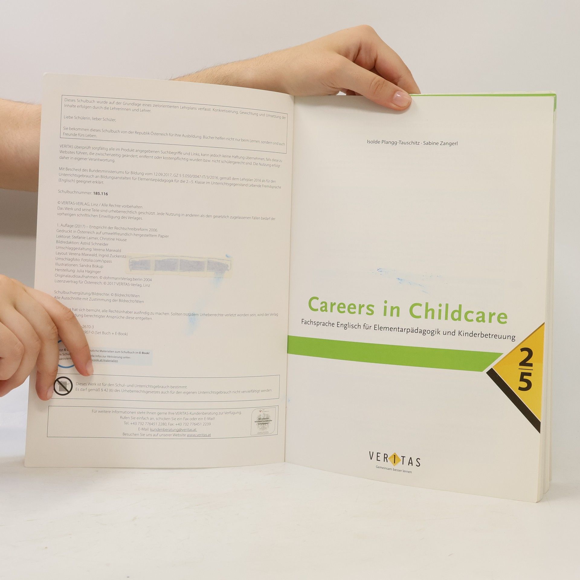AA.VV. Careers in Childcare: Fachsprache Englisch für Elementarpädagogik und Kinderbetreuung