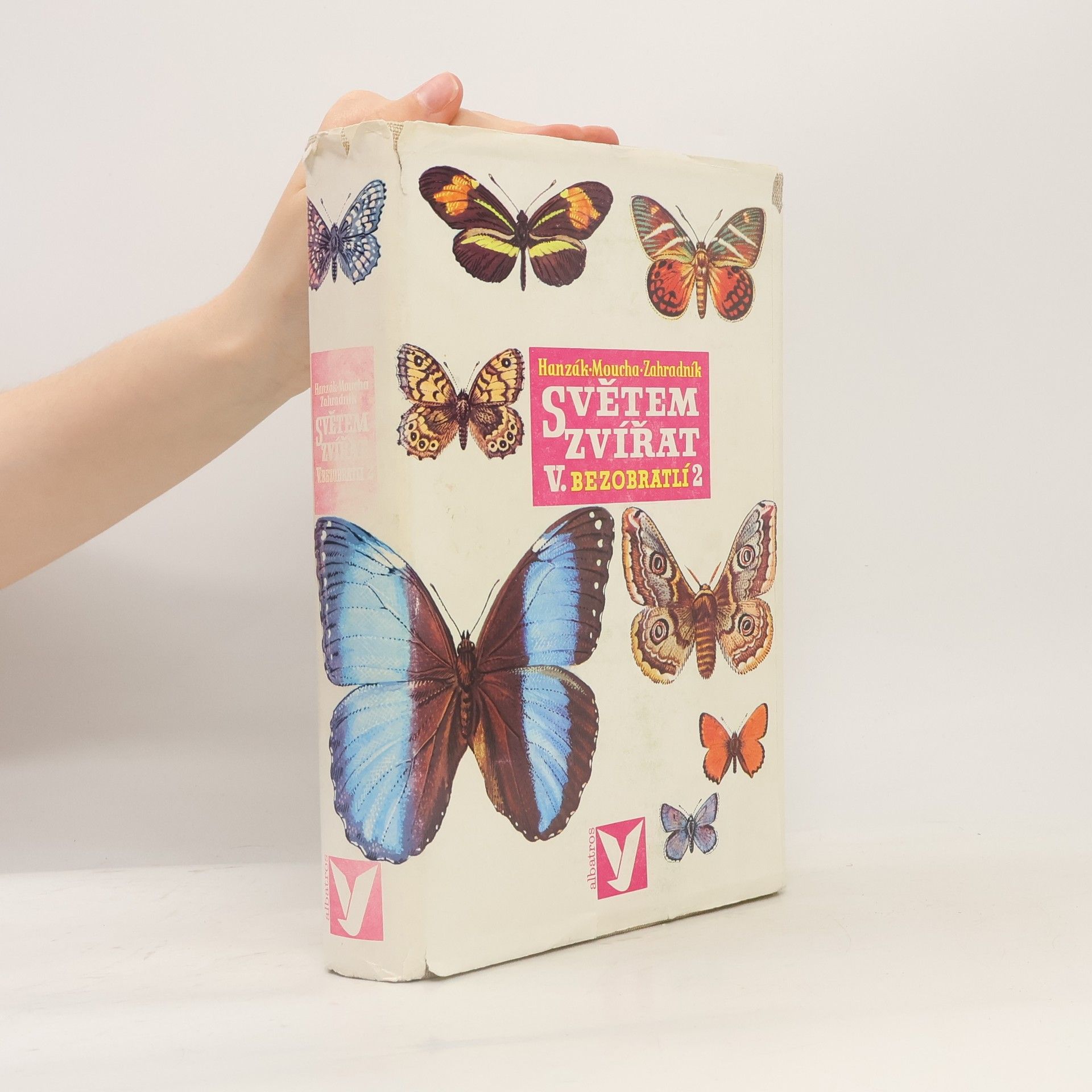 Various authors Světem zvířat V. díl 2. část