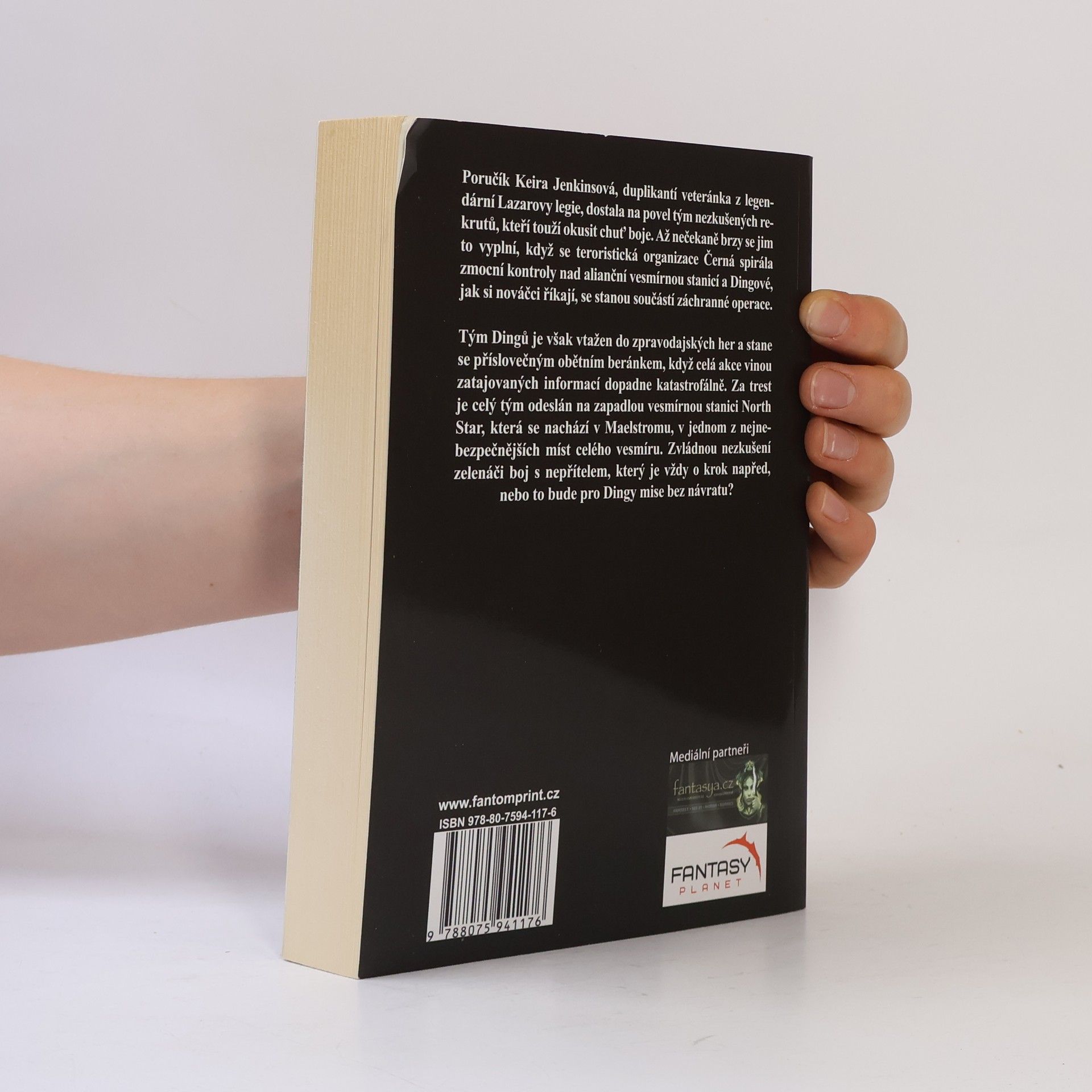 Jamie Sawyer Věčná válka. I., Odpadlík