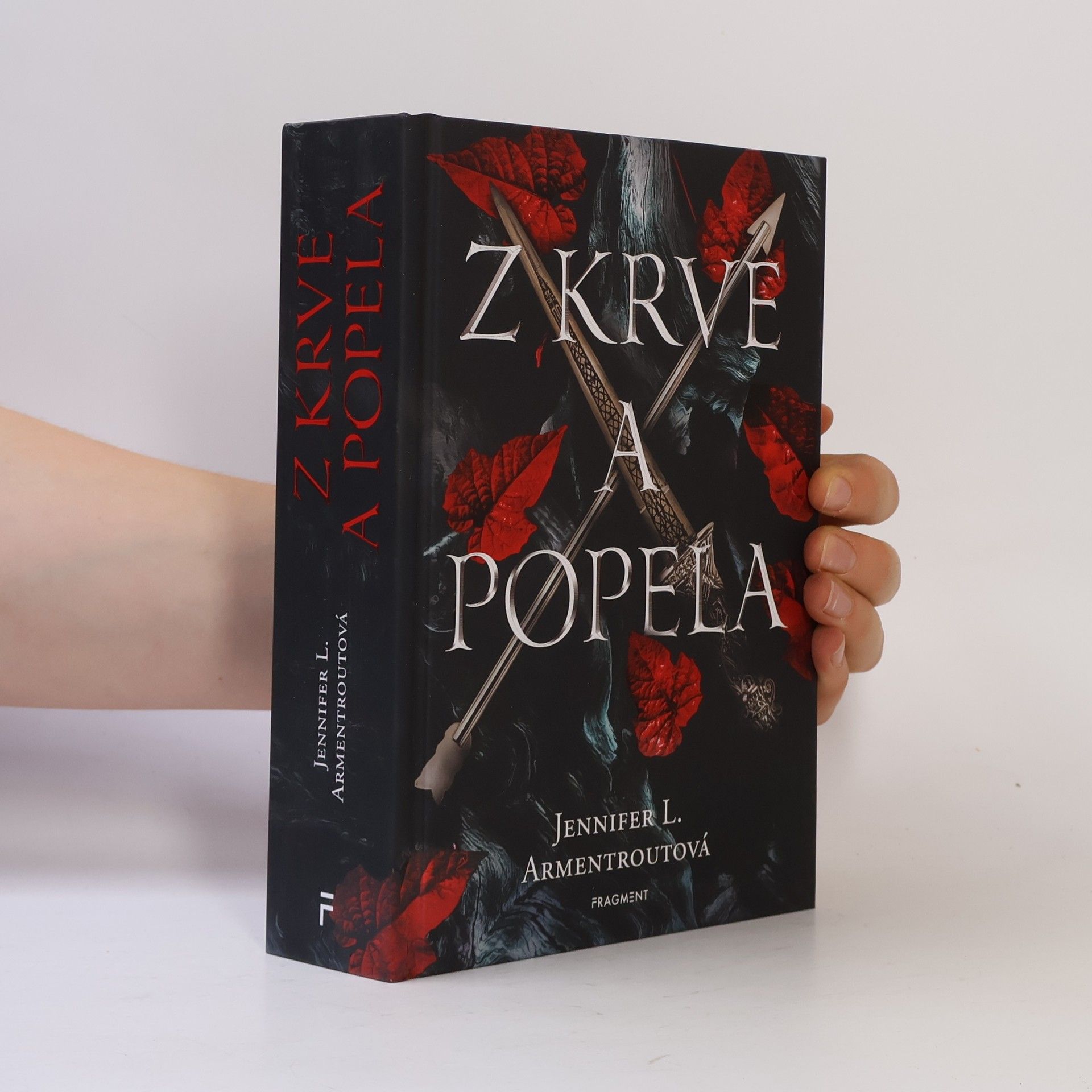 Jennifer L. Armentrout Z krve a popela