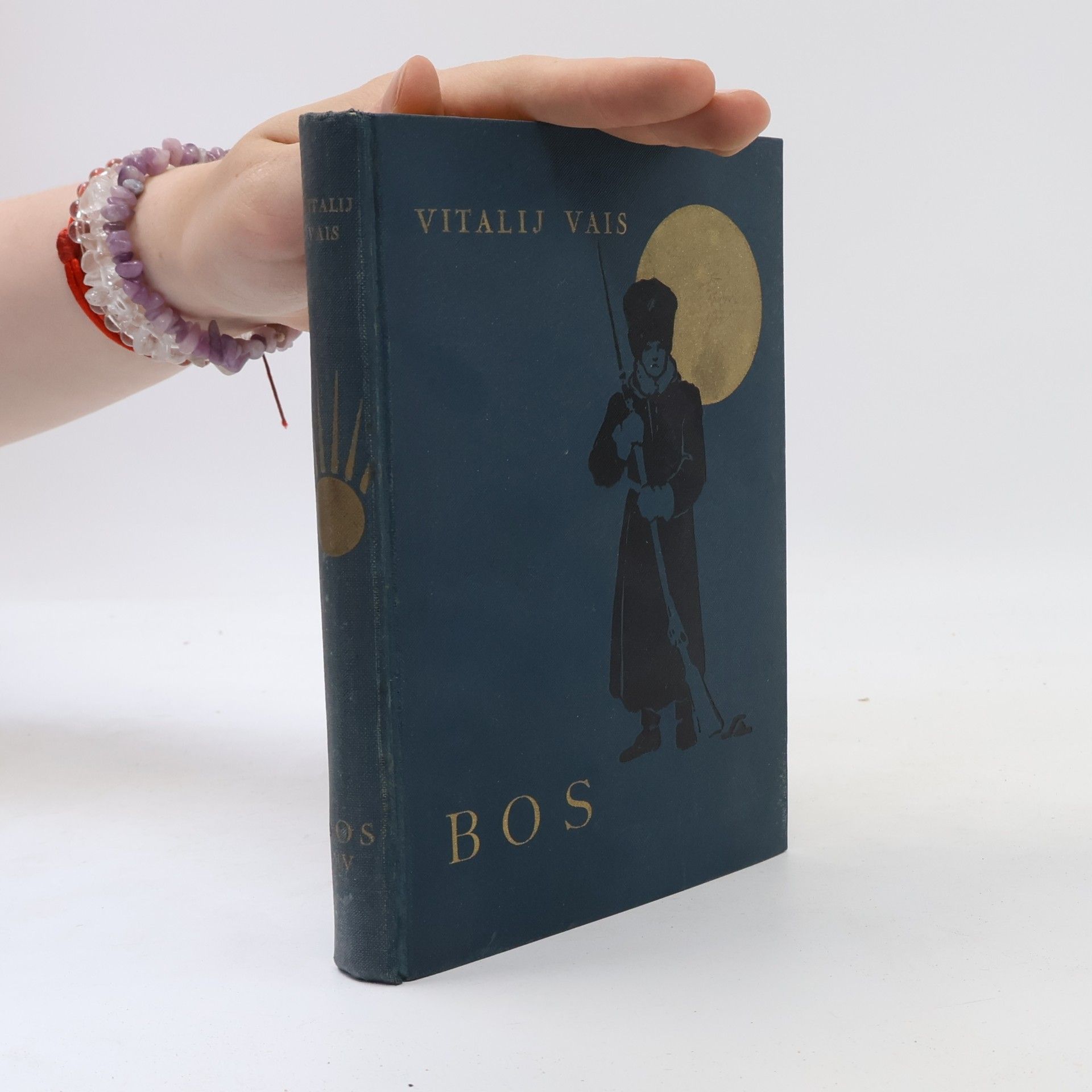 Bos IV