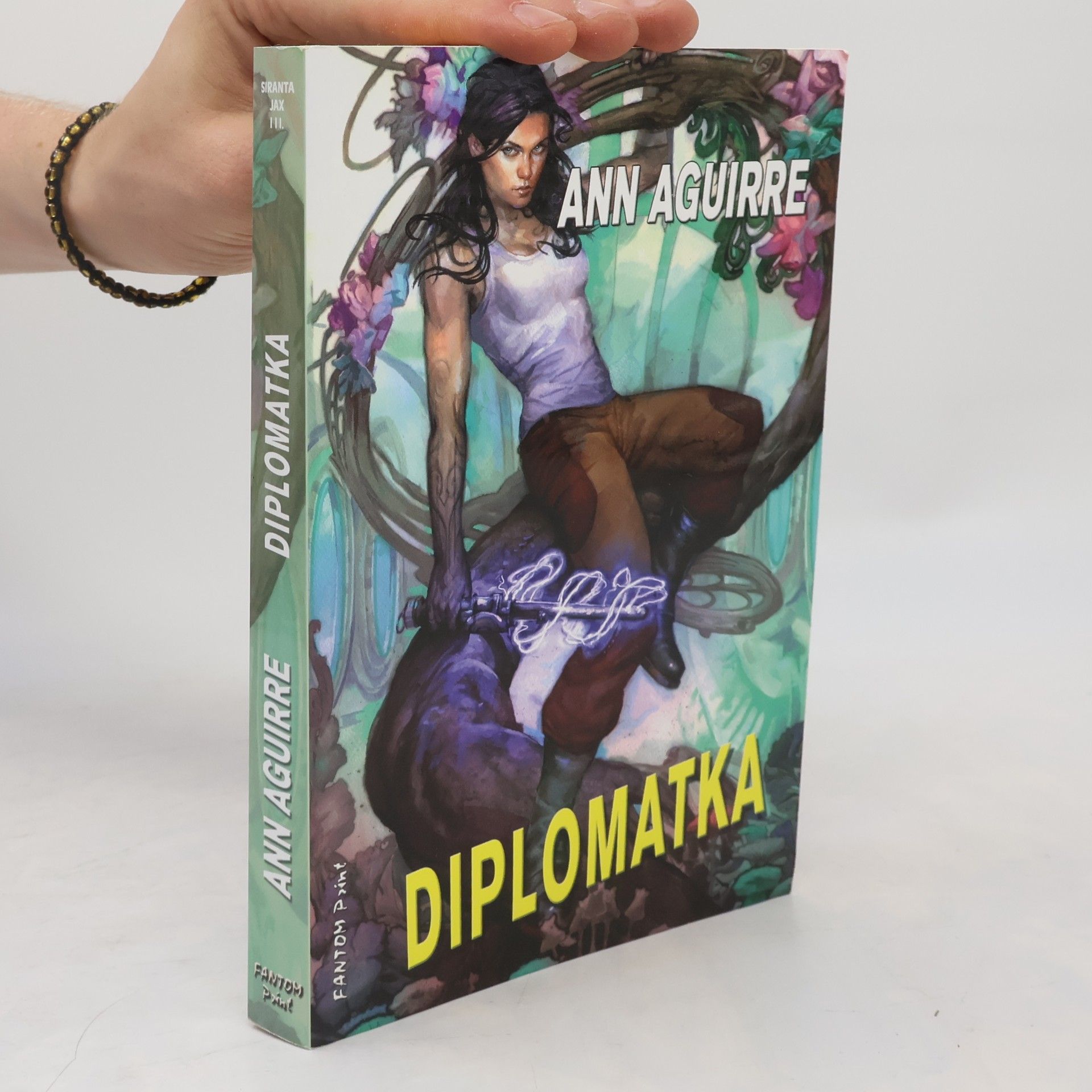 Ann Aguirre Diplomatka
