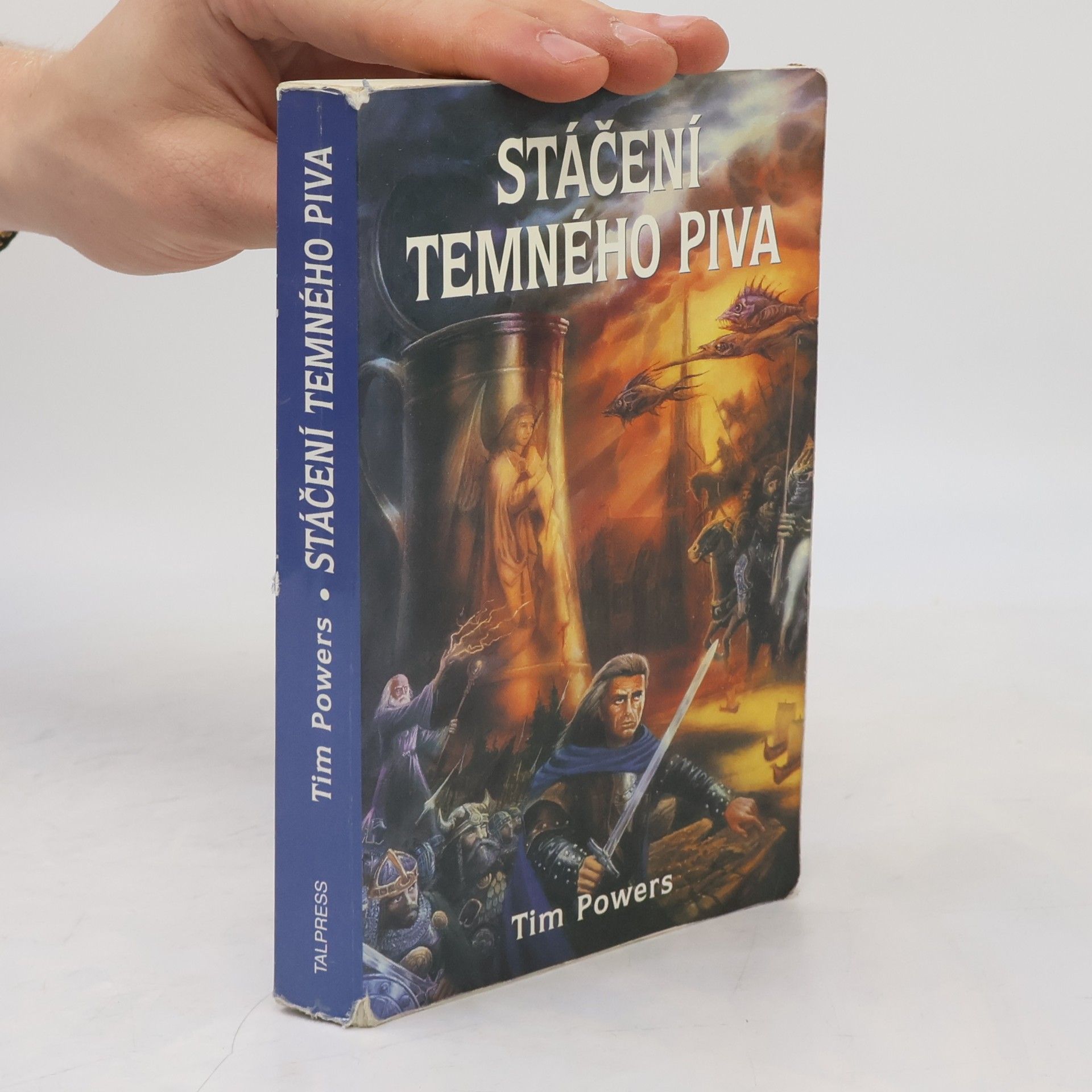 Tim Powers Stáčení temného piva