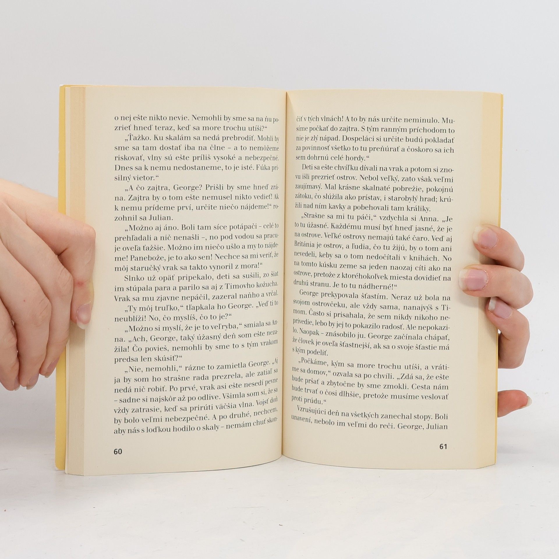 Enid Blyton Slávna 5 na ostrove pokladov