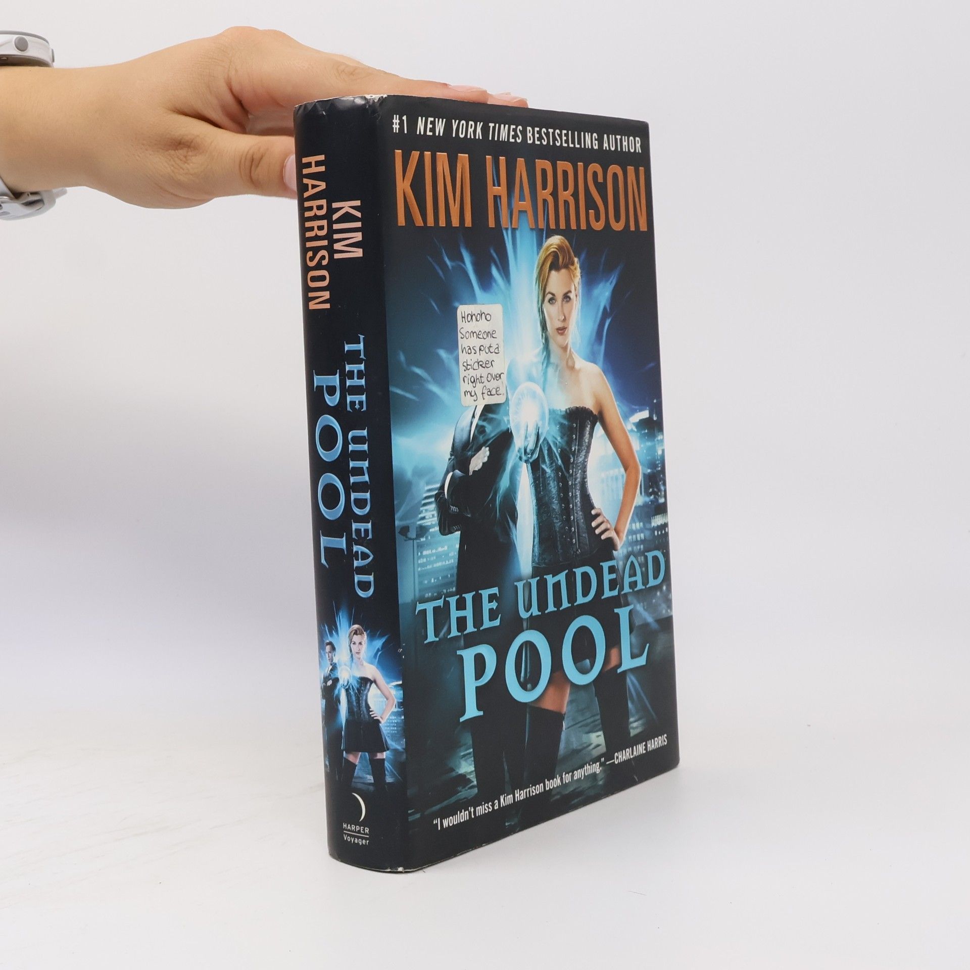 Kim Harrison The Undead Pool. Bluthexe, englische Ausgabe.