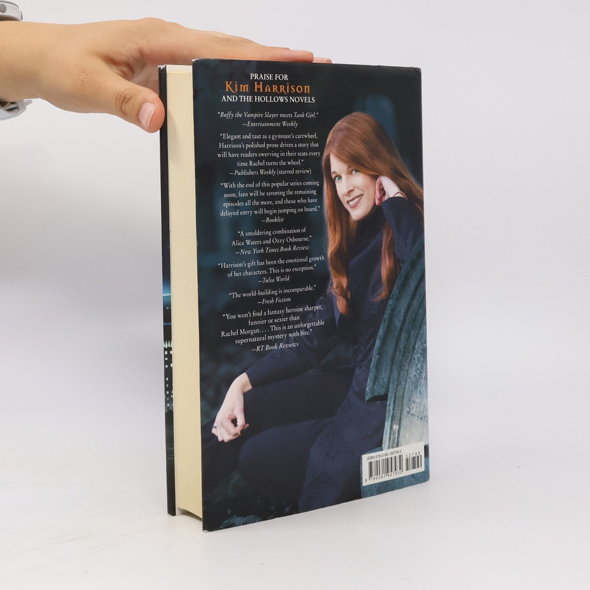 Kim Harrison The Undead Pool. Bluthexe, englische Ausgabe.