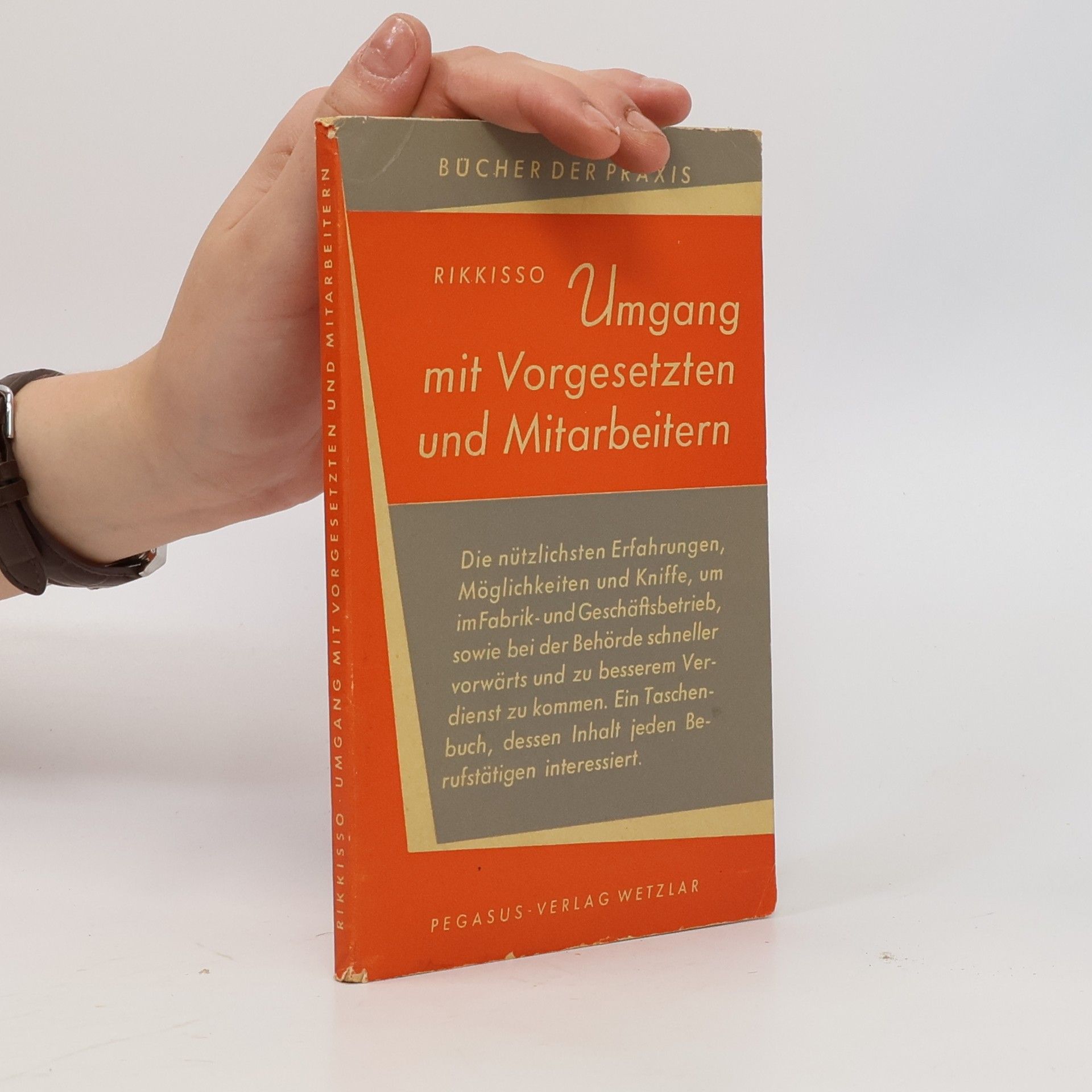 Autorenkollektiv Umgang mit Vorgesetzten und Mitarbeitern