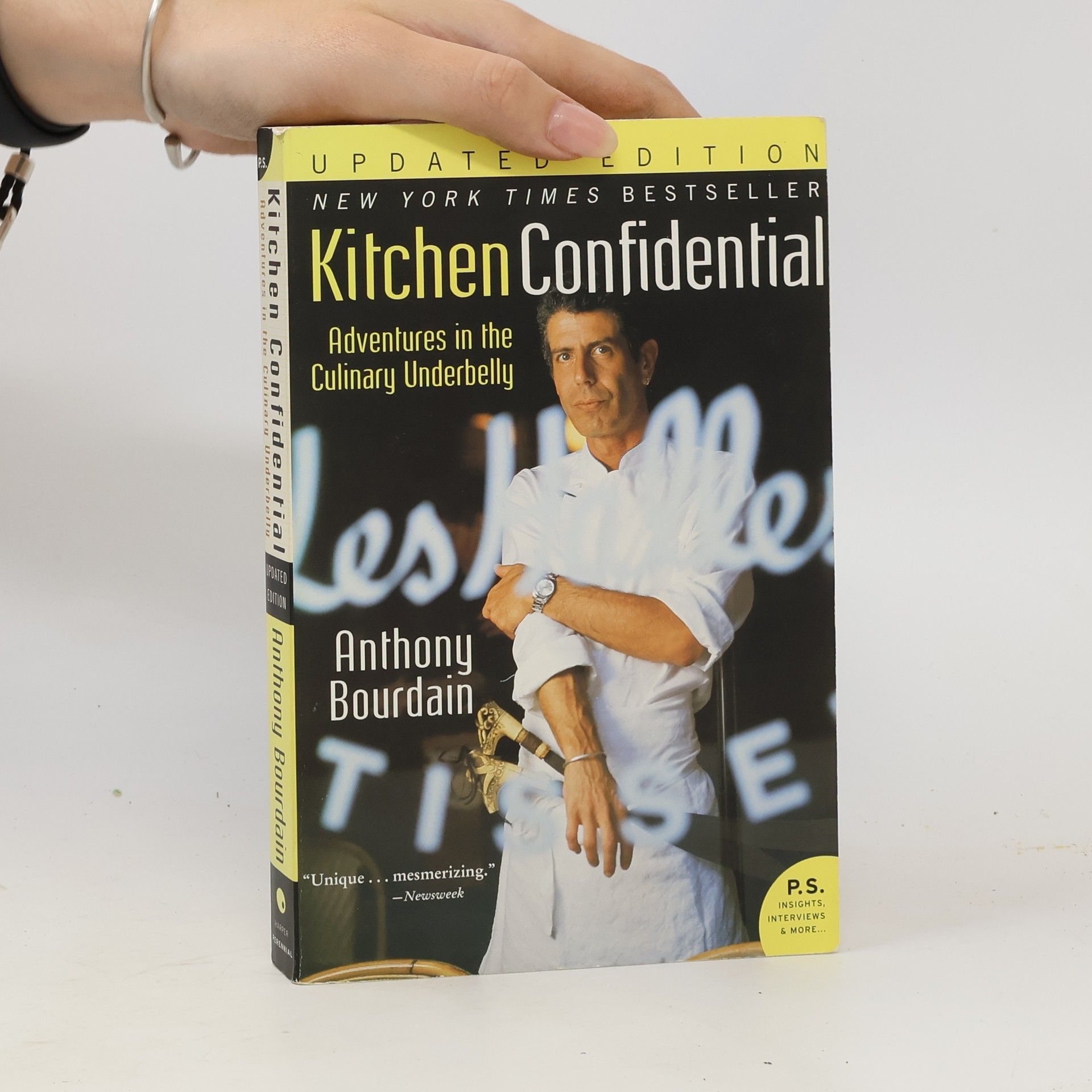 Anthony Bourdain Kitchen confidential : adventures in the culinary underbelly